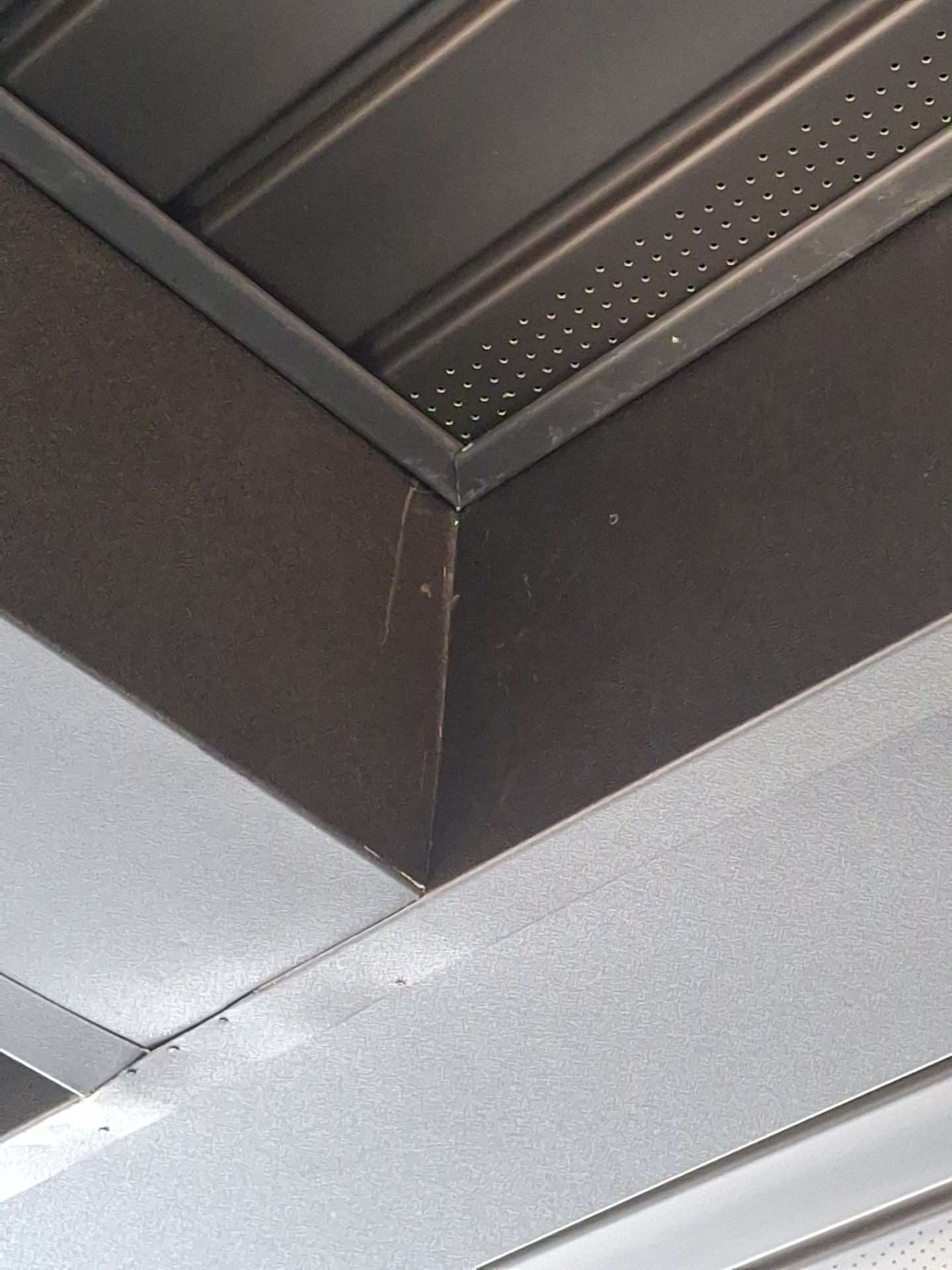 Martin Residence by Omnia Roofing