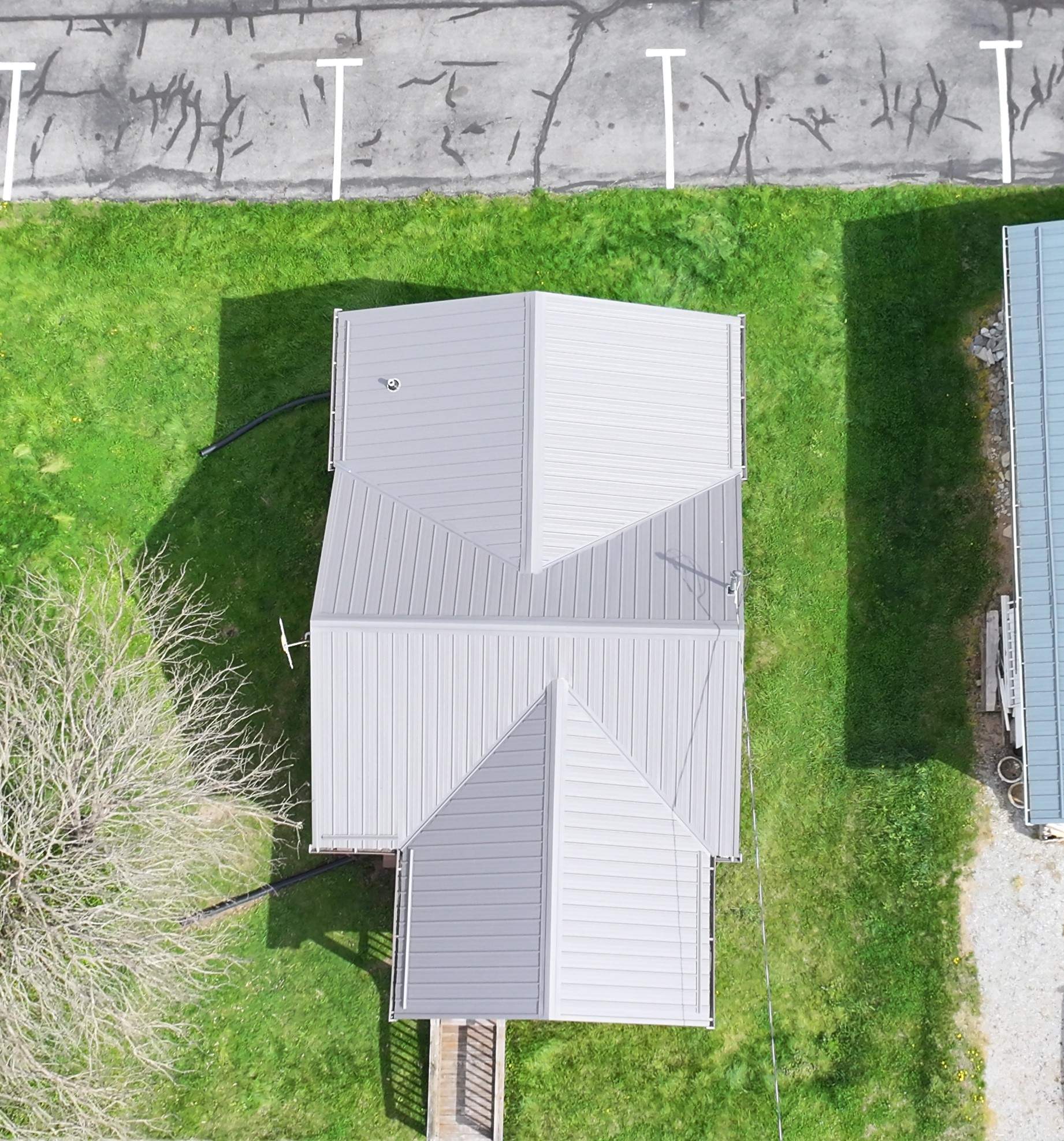 Horton Residence by Omnia Roofing