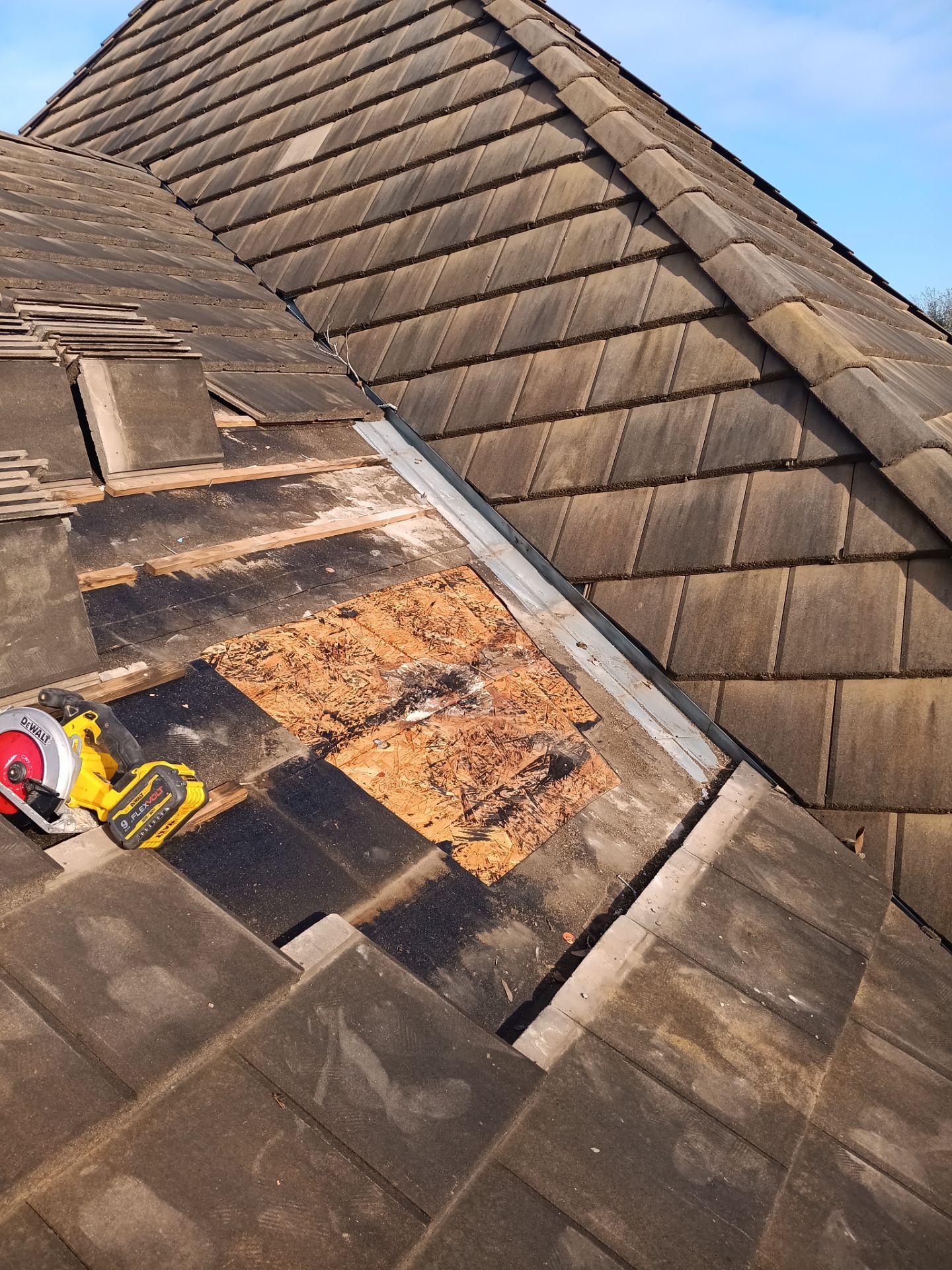Roof Repair Sugarland by Roof Repair Company
