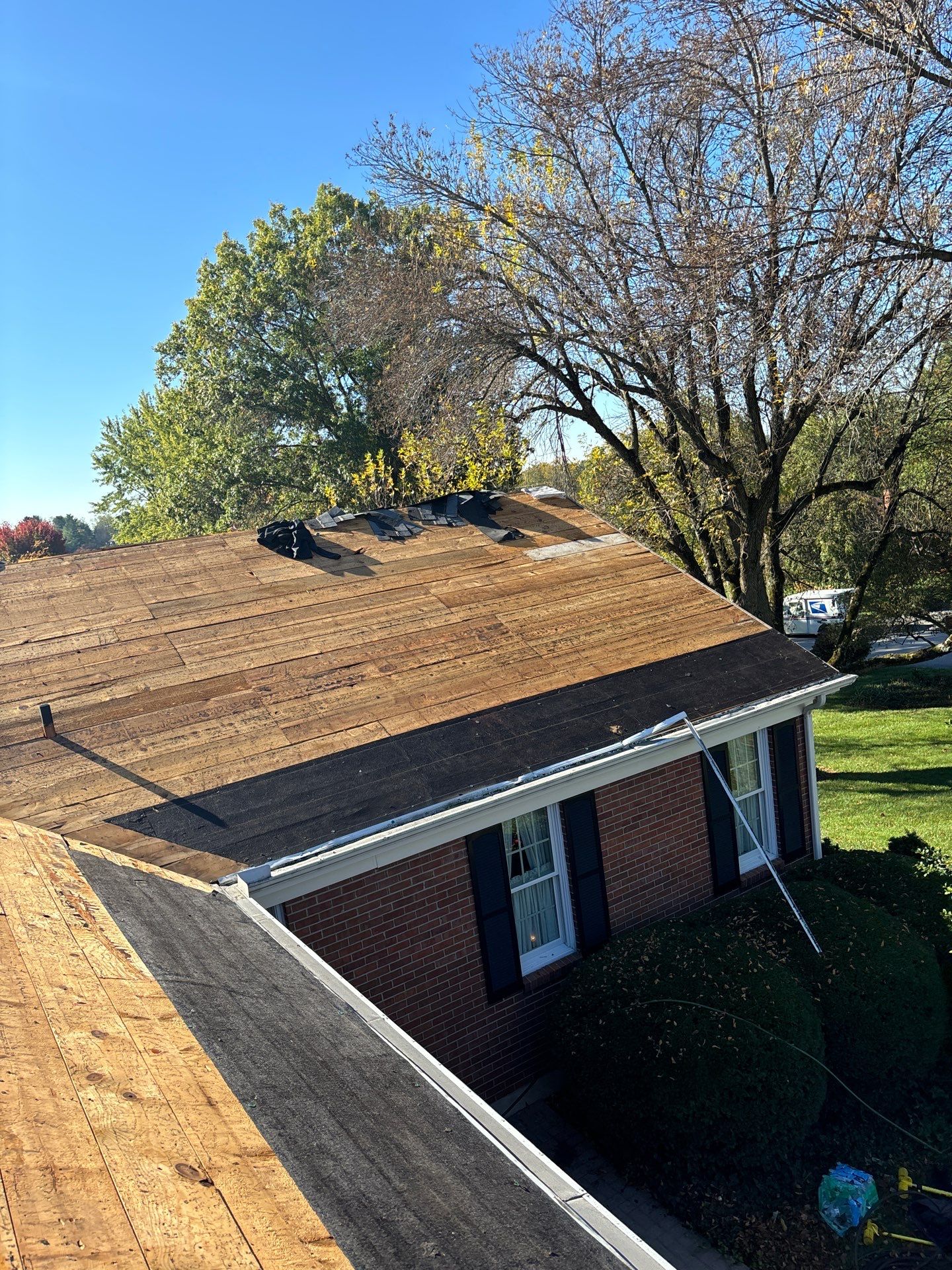 Residential Roofing Installation using Timberline UHDZ Shingles - Pewter Gray by RoofX 
