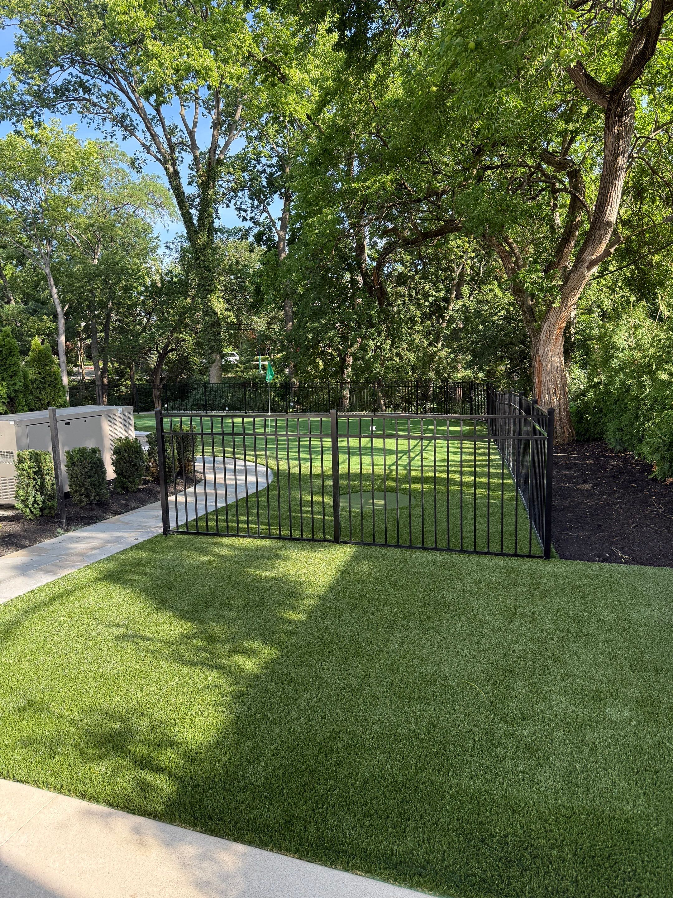 Residential Luxury Golf Green in Upper Arlington, OH by Southwest Greens Midwest