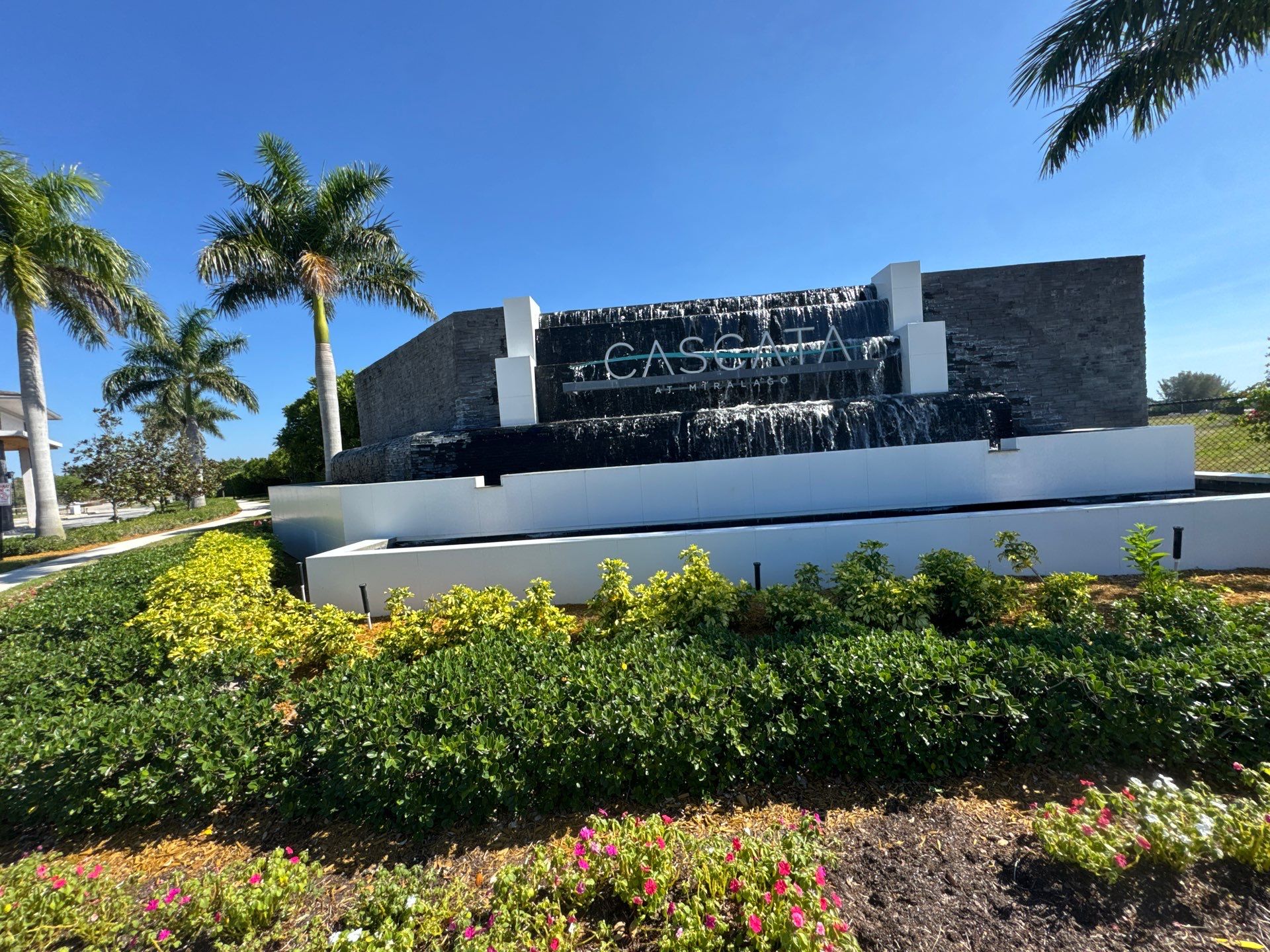 Cascatta by Master Touch Pools