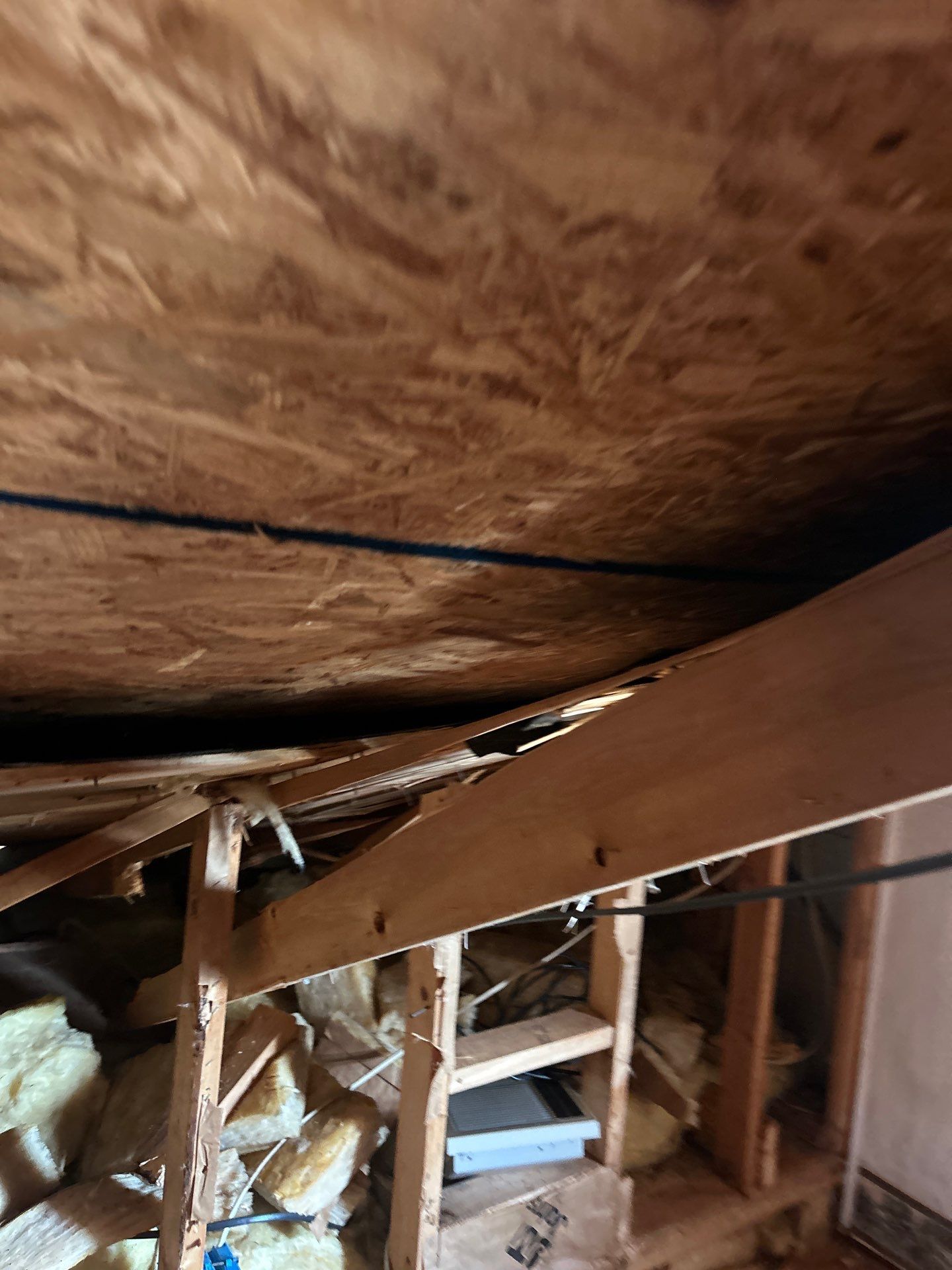 Insurance Roof Replacement for Tree Damaged Home in Seneca by Roofsters