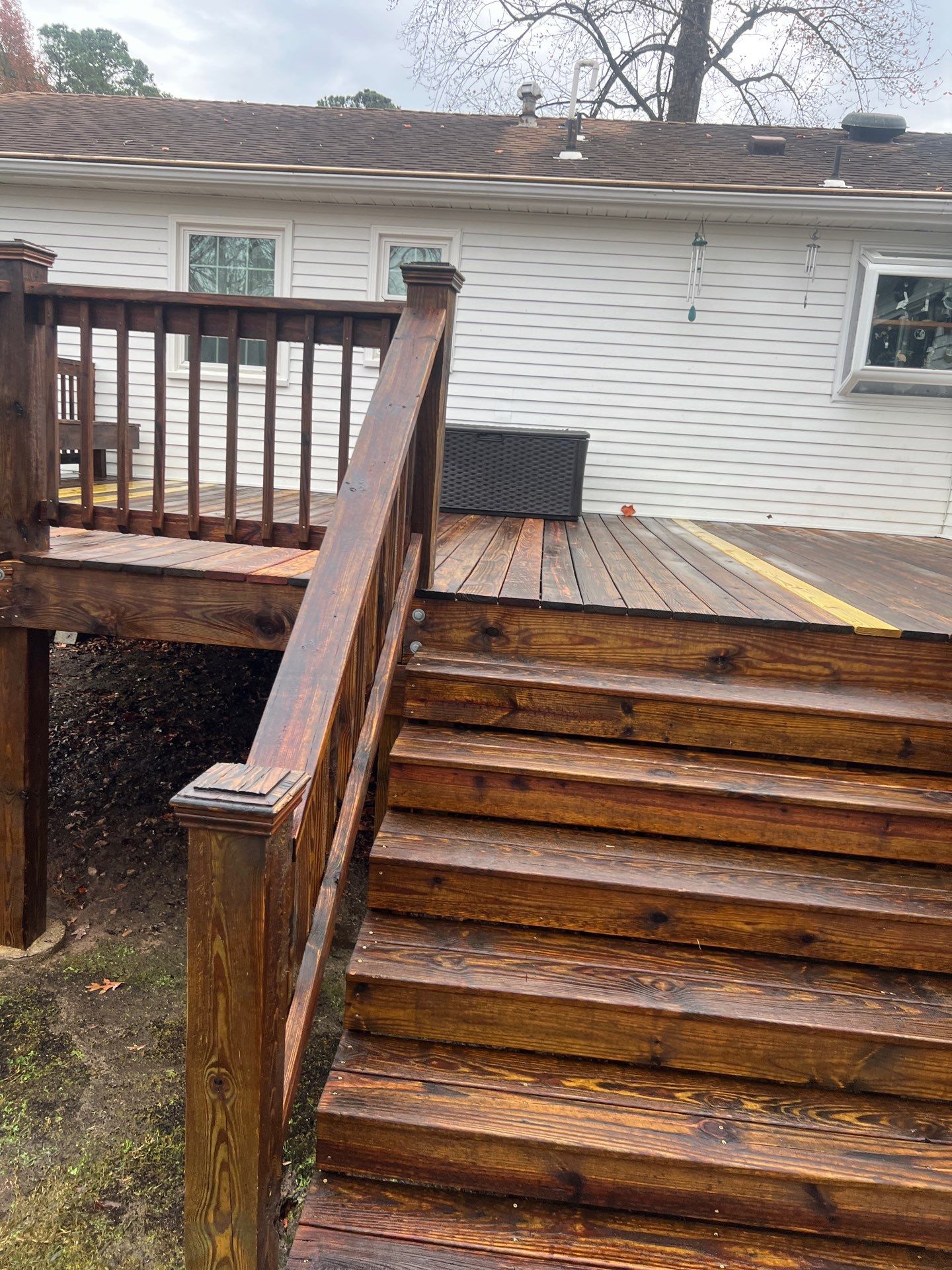 Wood Deck using Wood Sealant by DuraSeal