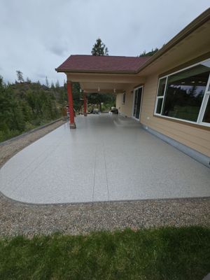 Lakeview Patio