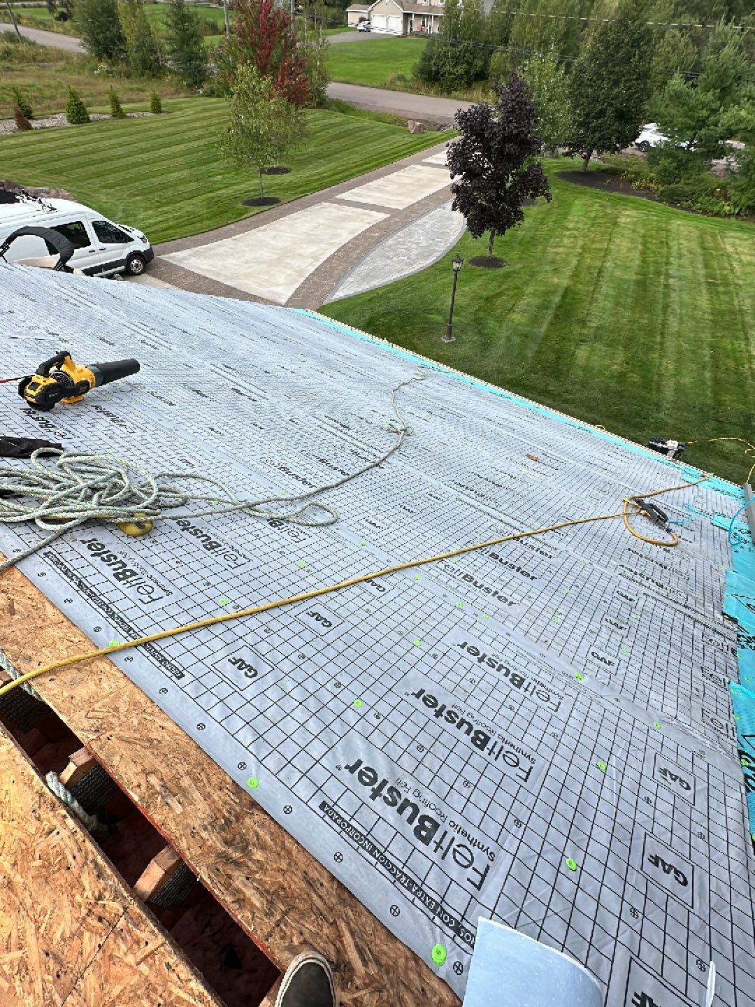 Residential Roofing Installation using Asphalt GAF HDZ by Artisan Roofing & Home Improvements Inc.