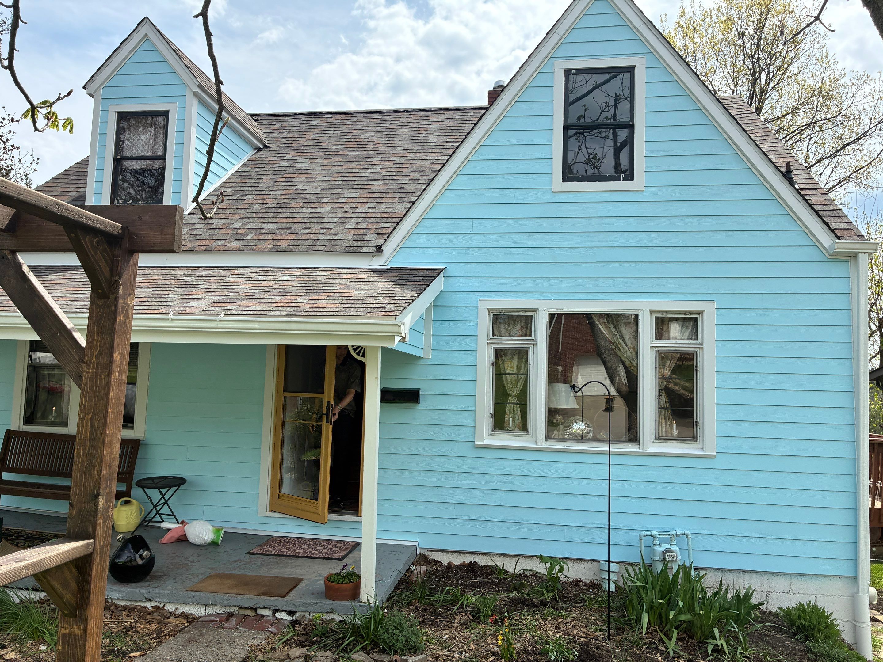 Wood Siding to James Hardie Lap Siding with Custom Paint by Ideal Siding Pittsburgh