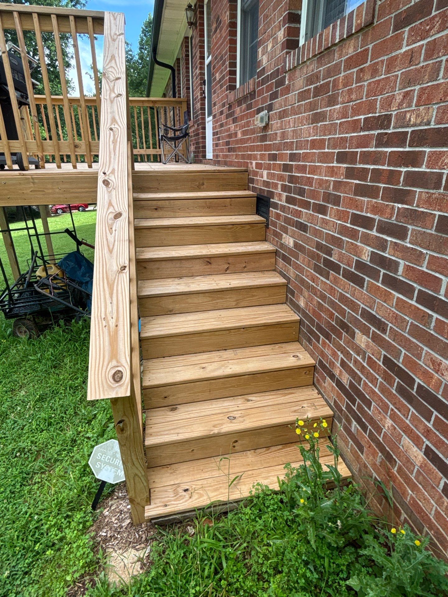Wood Deck using Wood Sealant by DuraSeal