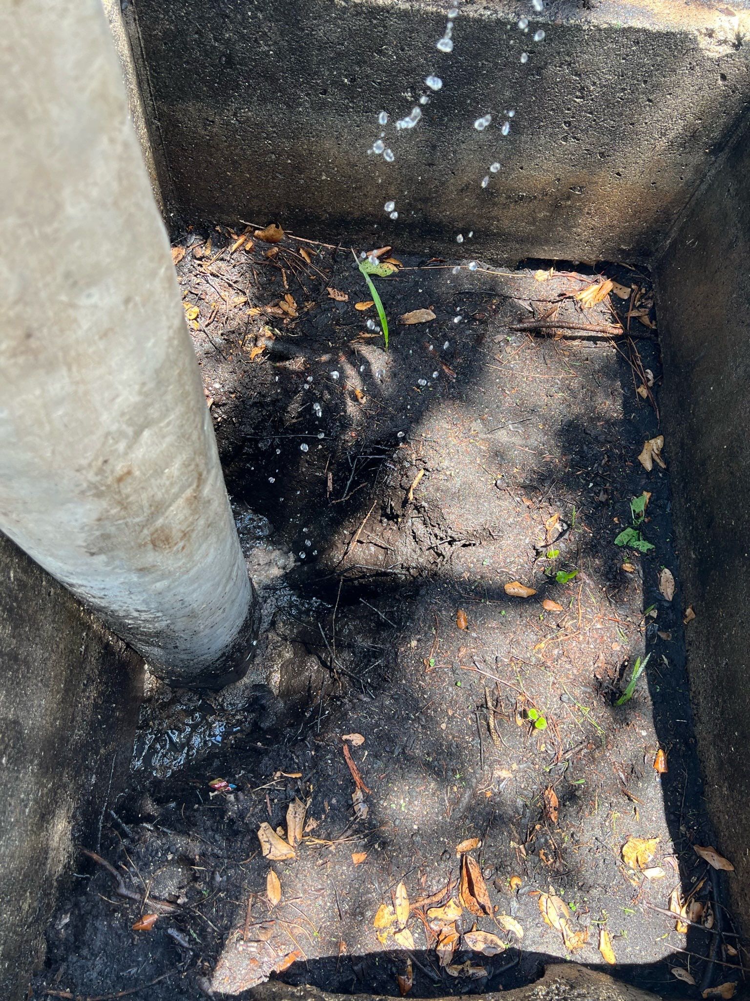 Apartment Complex Storm Water System Maintenance by APS Power & Water