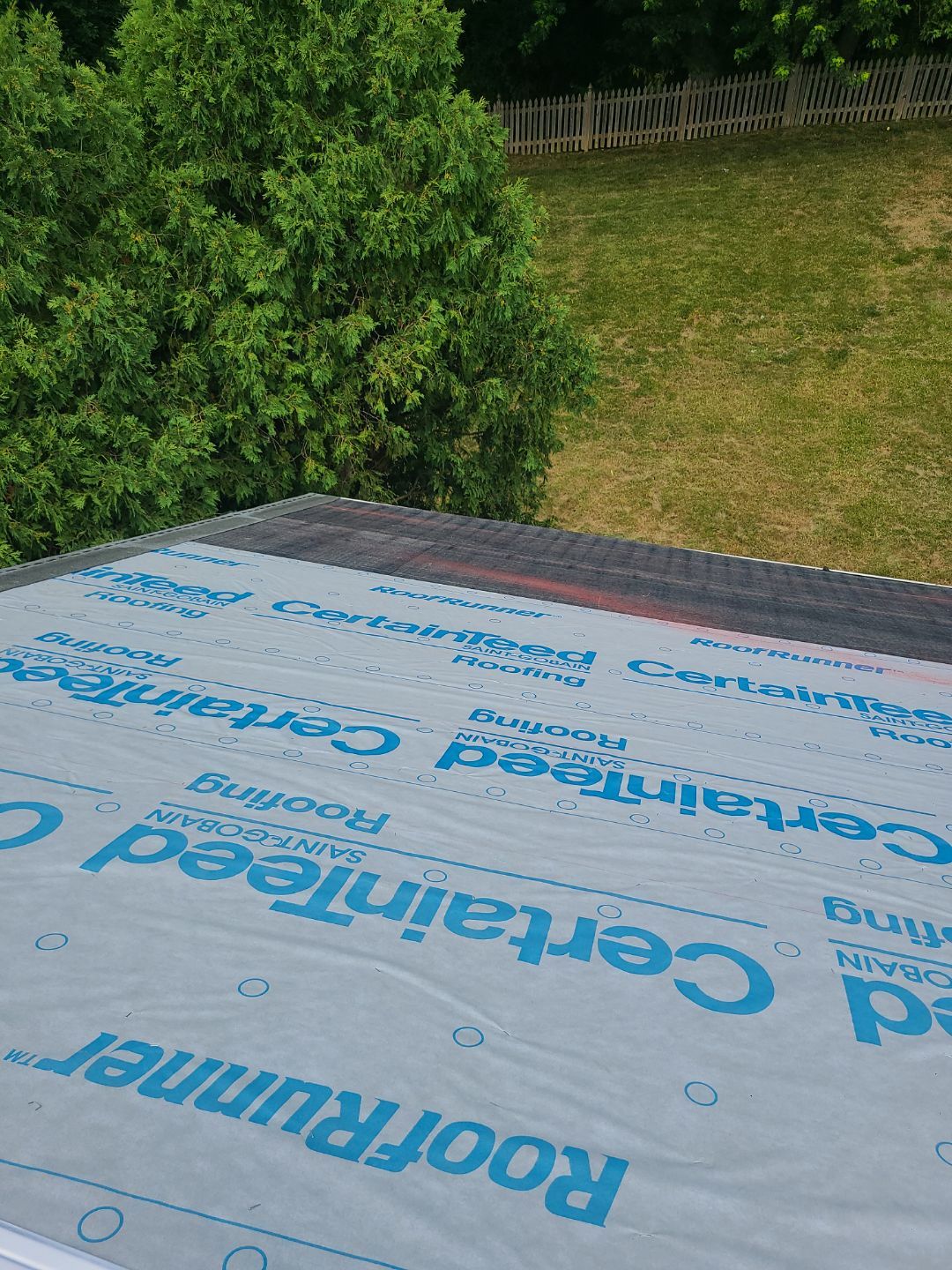 Falls Church: CertainTeed Landmark Pro Designer Shingles in Max Def Pewterwood by RM Banning, Inc.