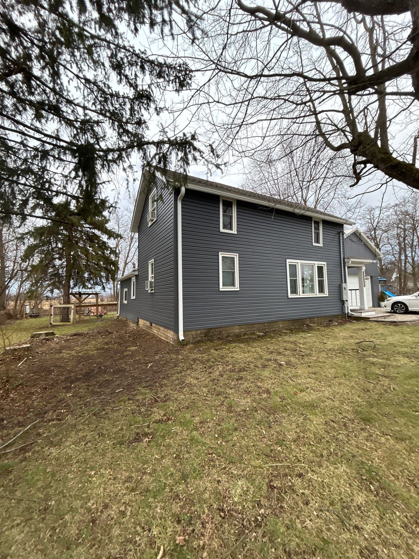 Lakeview - Siding Replacement by Nitro Roofing and Construction
