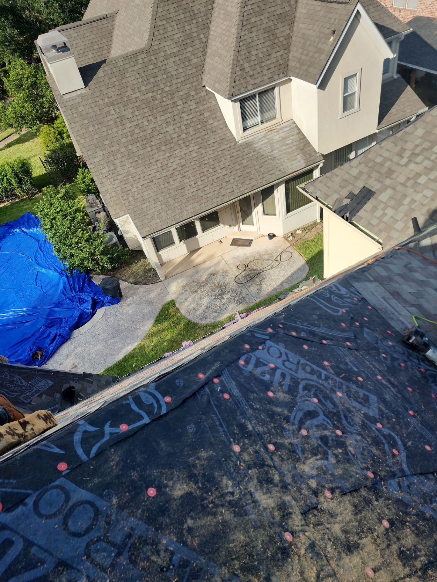 Residential Roofing Installation using Owen's Corning Duration (Lifetime) Shingles by Roof Repair Company