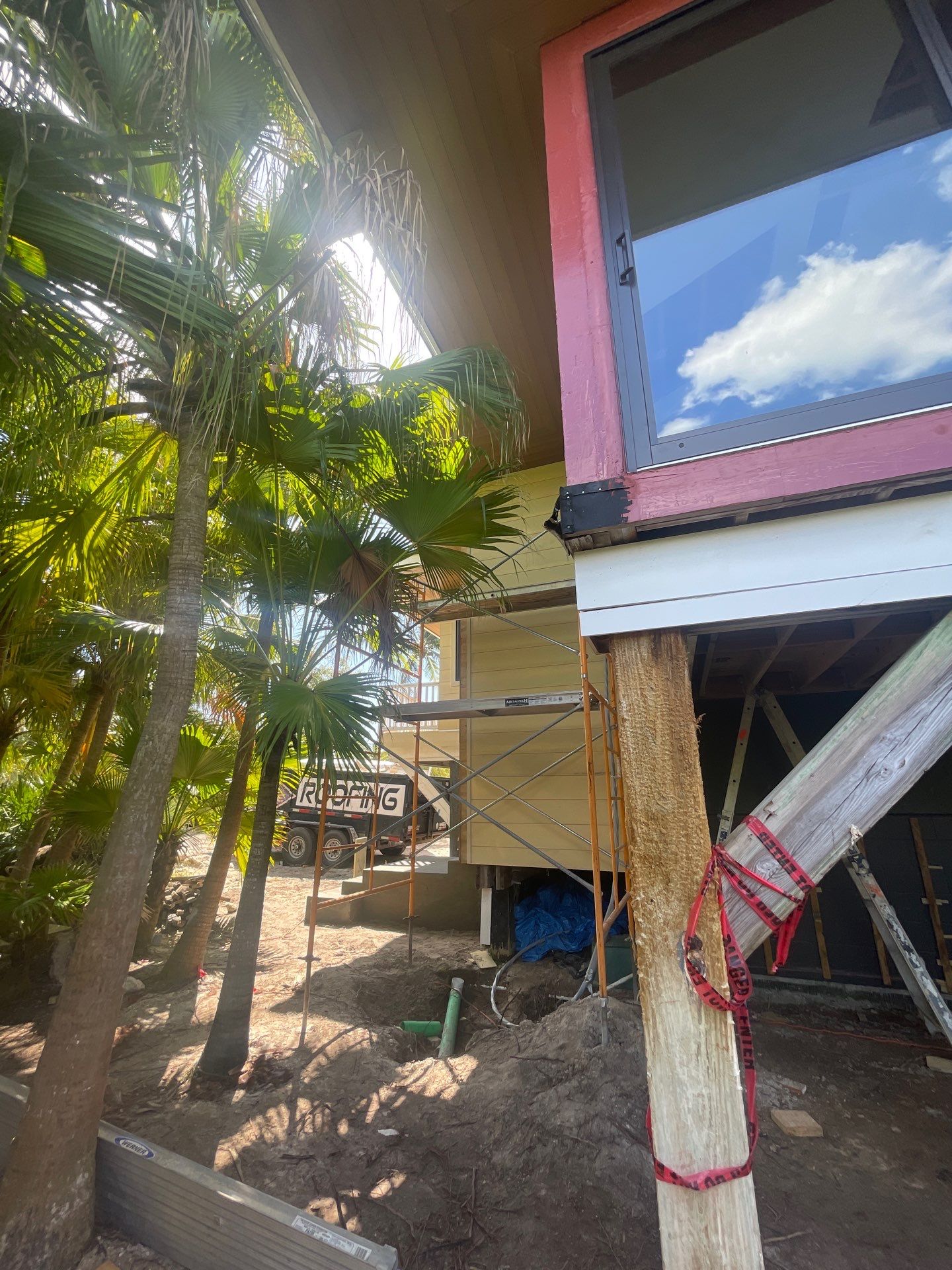 7-Inch Smooth Box Seamless Gutters using Seamless Gutters and Metal Fascia in Sanibel FL by Gutter Professors