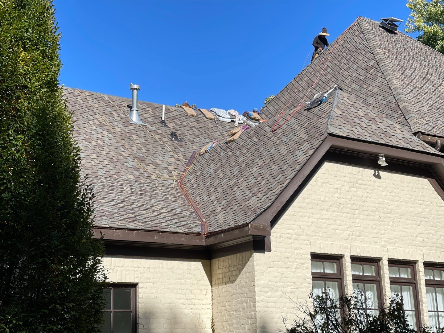 Presidential Shake Install by Paragon Roofing