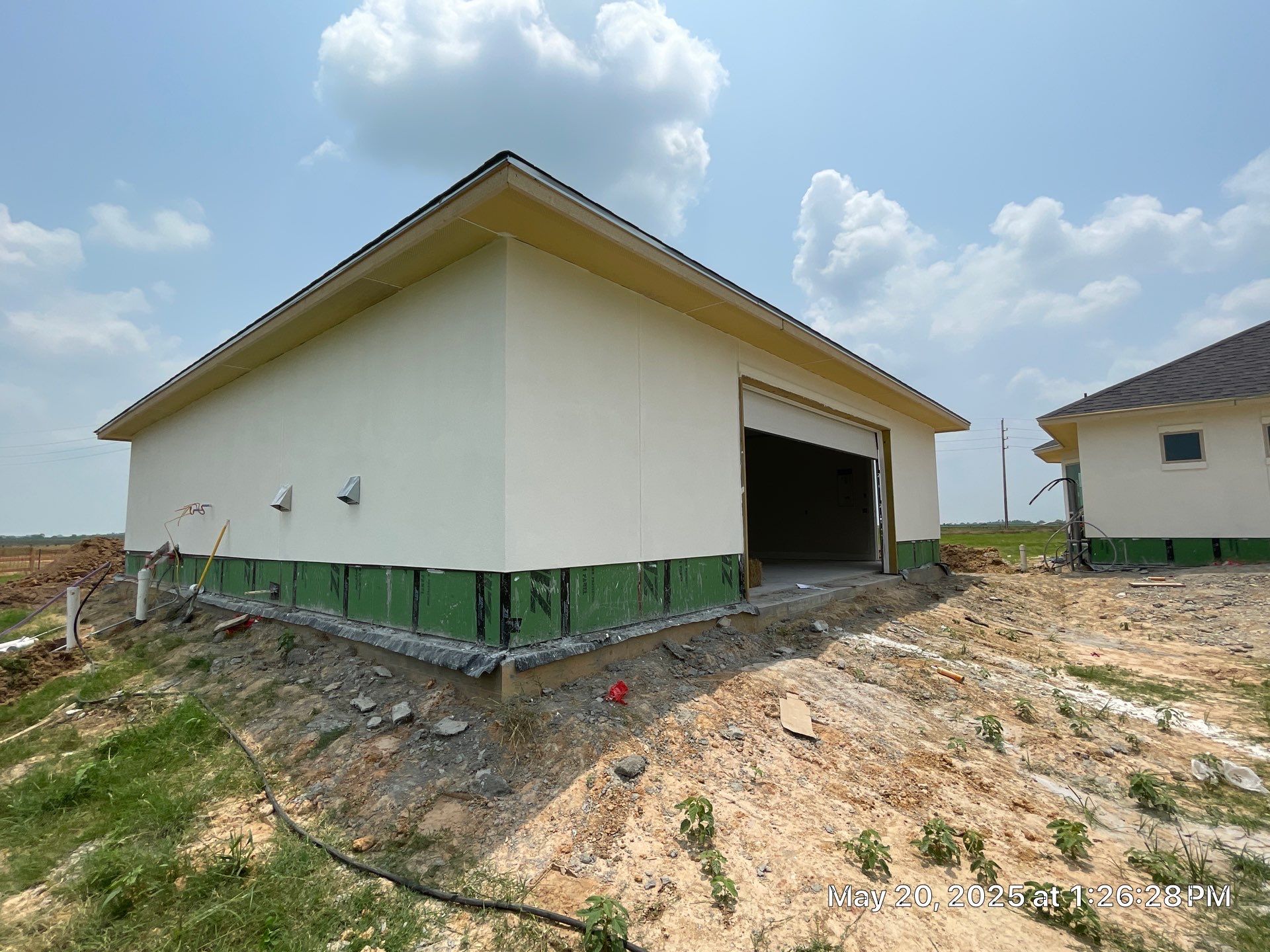 Waller Estate Elegance: Apex Stucco with Grand Stone Accents by Apex Conventional Stucco Llc