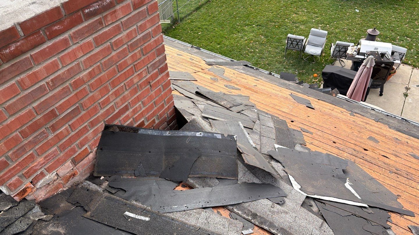 Roof Replacement using Owens Corning Onyx Black by 180 Contractors