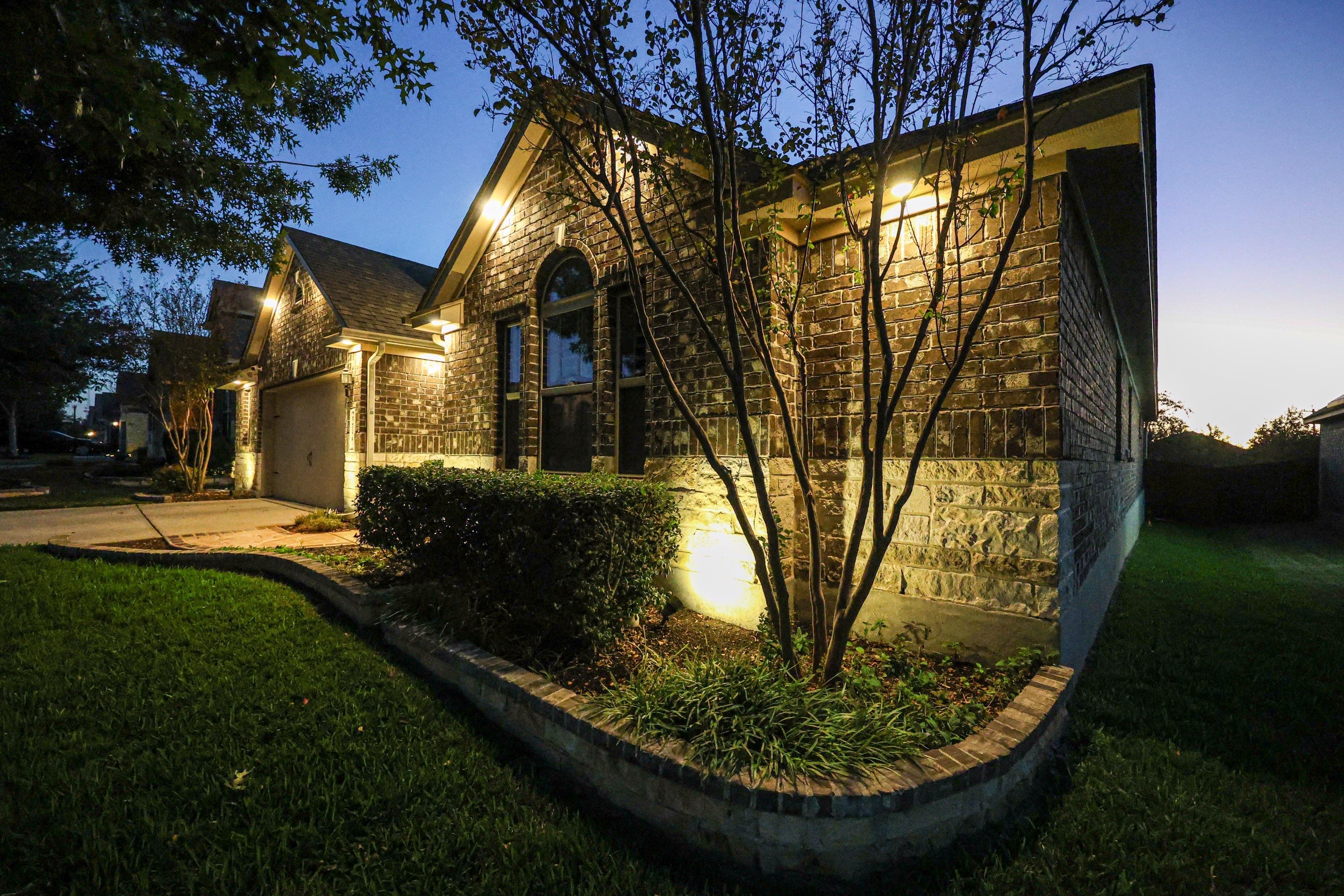 Wortham Oaks, San Antonio by Hole In One Lawns, LLC