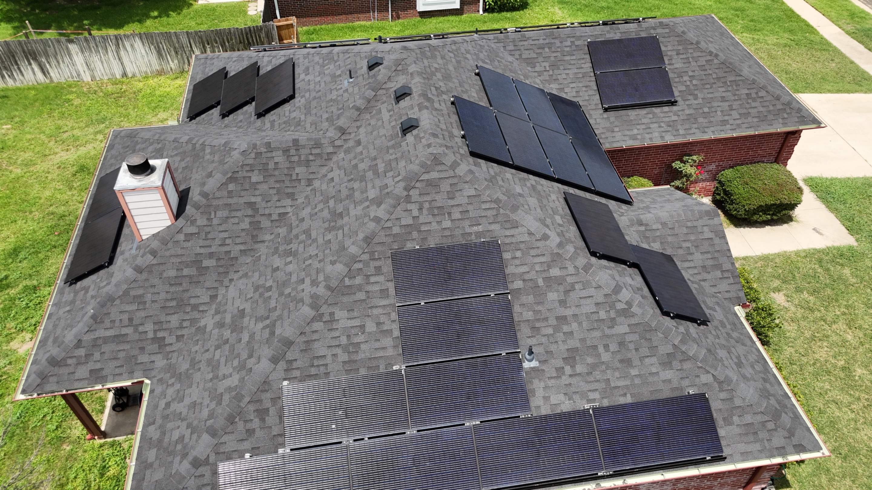 Brilliant Black - Malarkey Vista by RoofsOnly.com