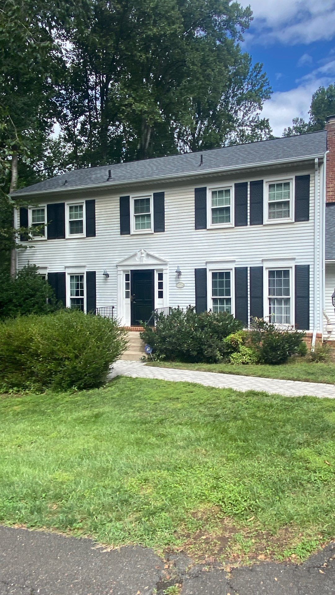 Oakton: Residential Roof Replacement with CertainTeed Landmark Designer Shingles in Pewter by RM Banning, Inc.