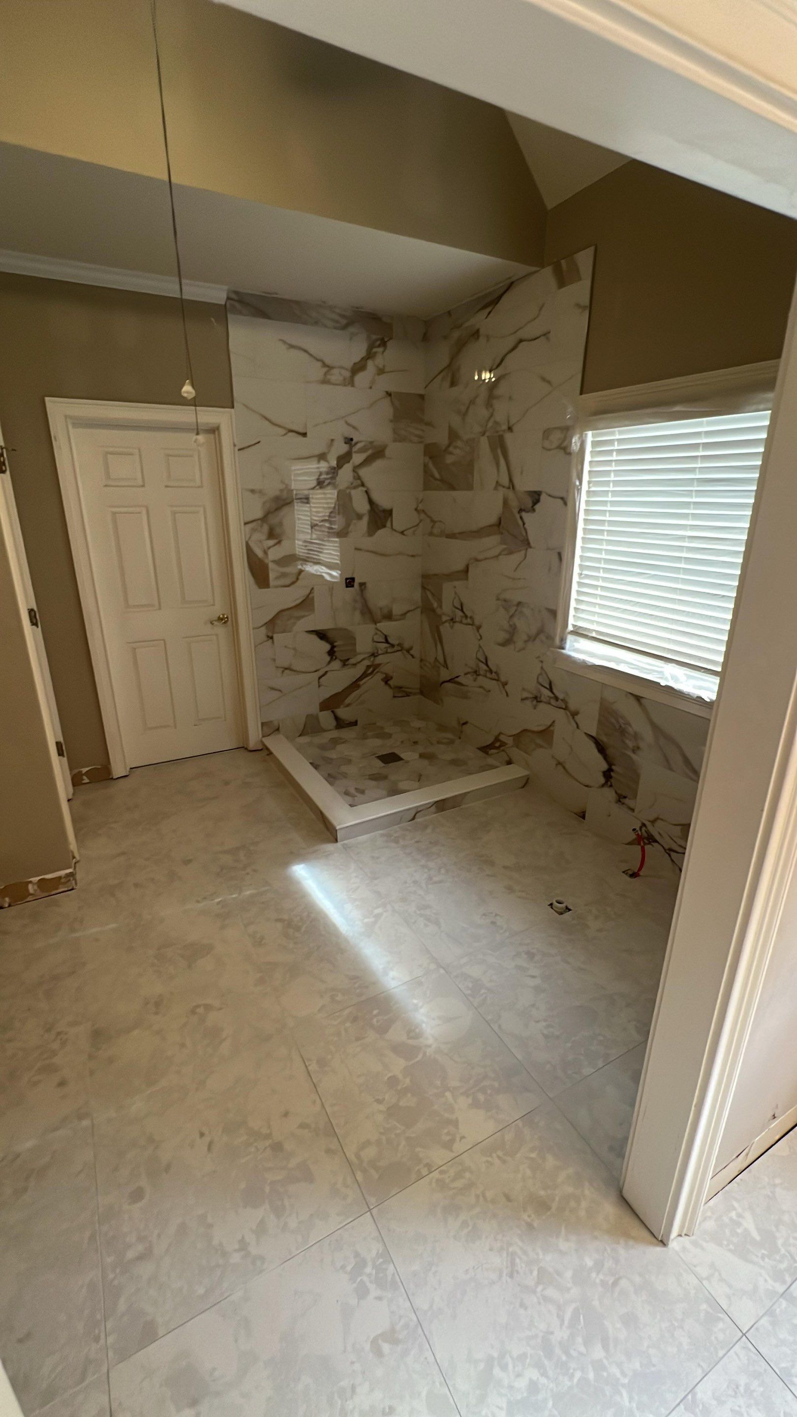 Master bathroom renovation by Prudencio