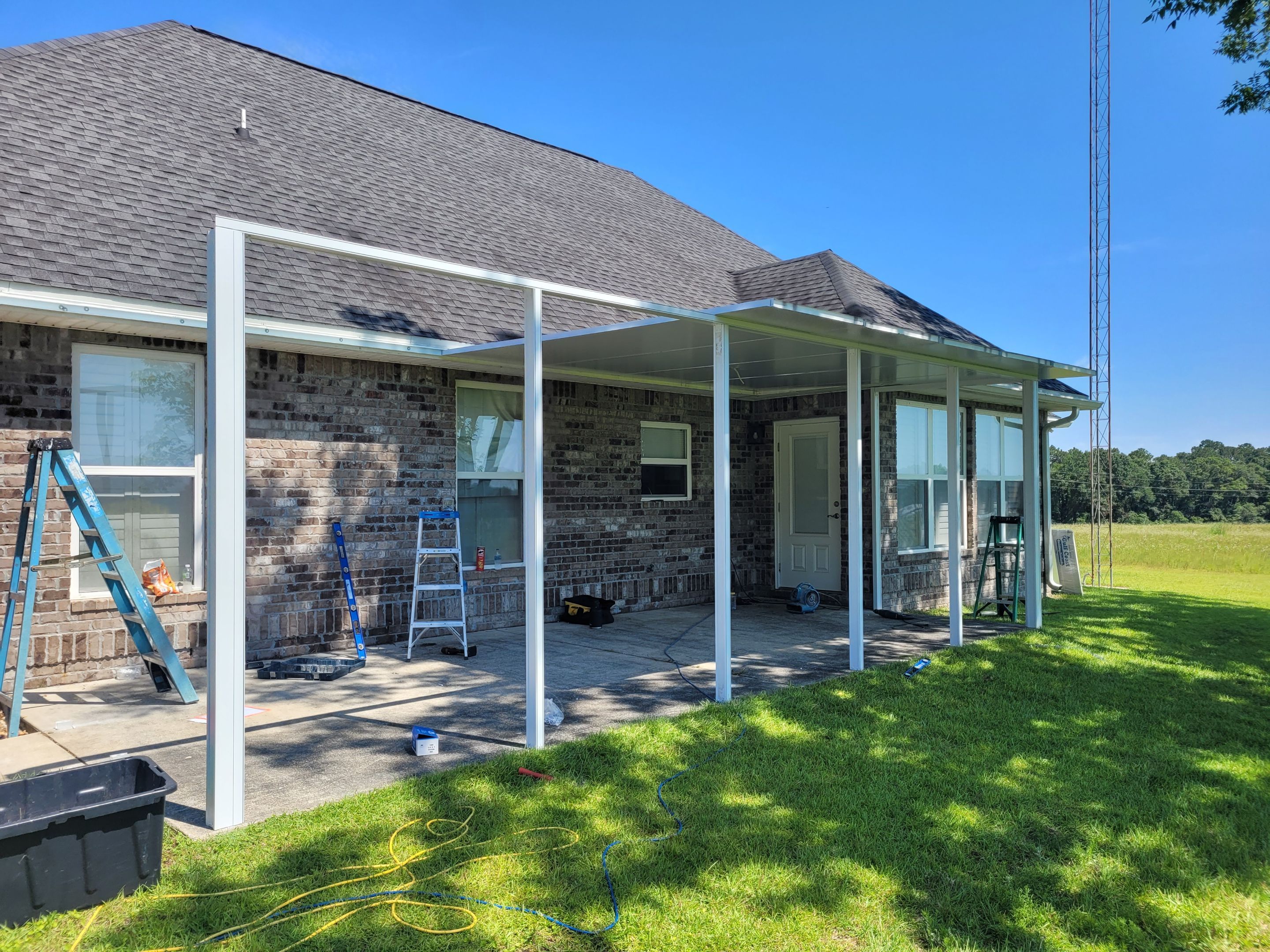 Screen Room in Baker, FL by Titan Sunrooms
