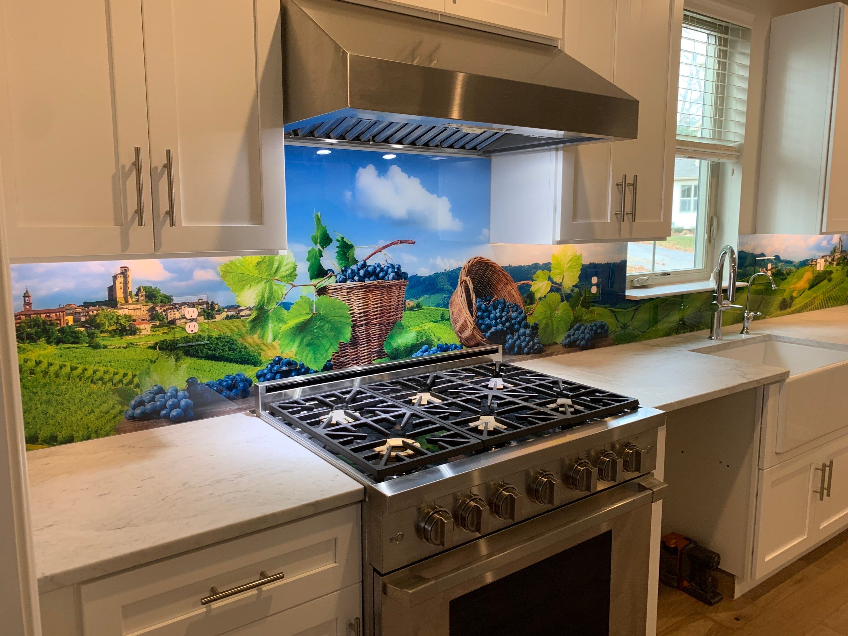 Kitchen Remodel using Italian Vinyard IMAGIO Solid Glass Backsplash by IMAGIO