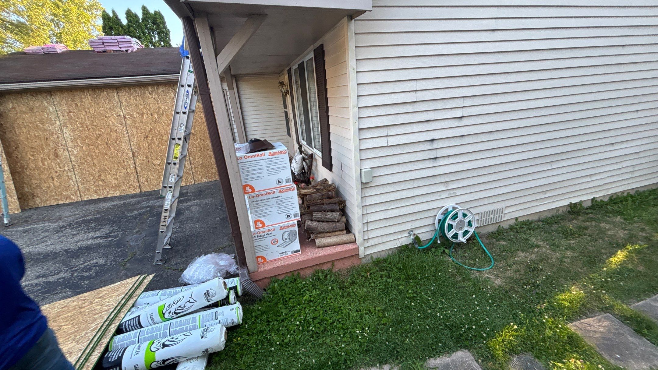 Roof Replacement using Owens Corning Brownwood by 180 Contractors