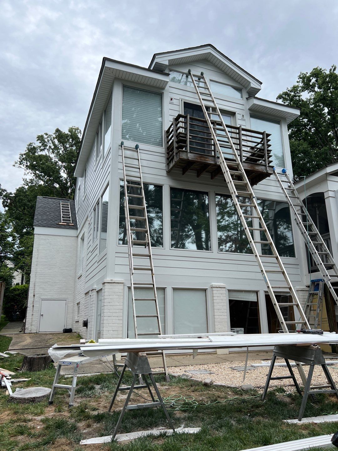 Arlington Hardie Installation - Arctic White by RM Banning, Inc.