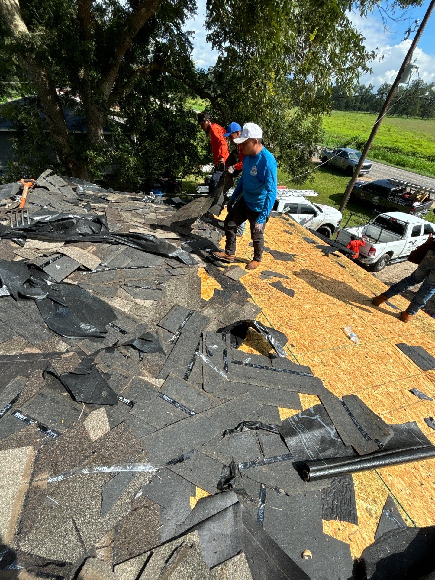 Residential Roofing Installation using Owen's Corning Duration (Lifetime) Shingles by Roof Repair Company