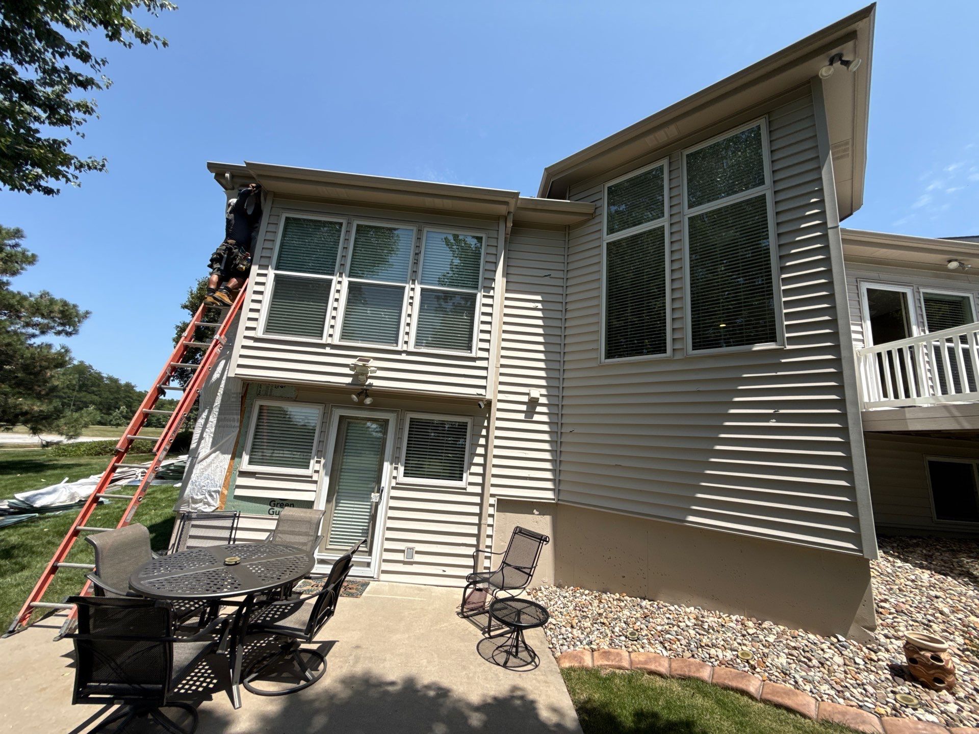 Comprehensive Kansas City Home Remodel With Siding & Roofing Installation by EEC Windows, Siding & Roofing