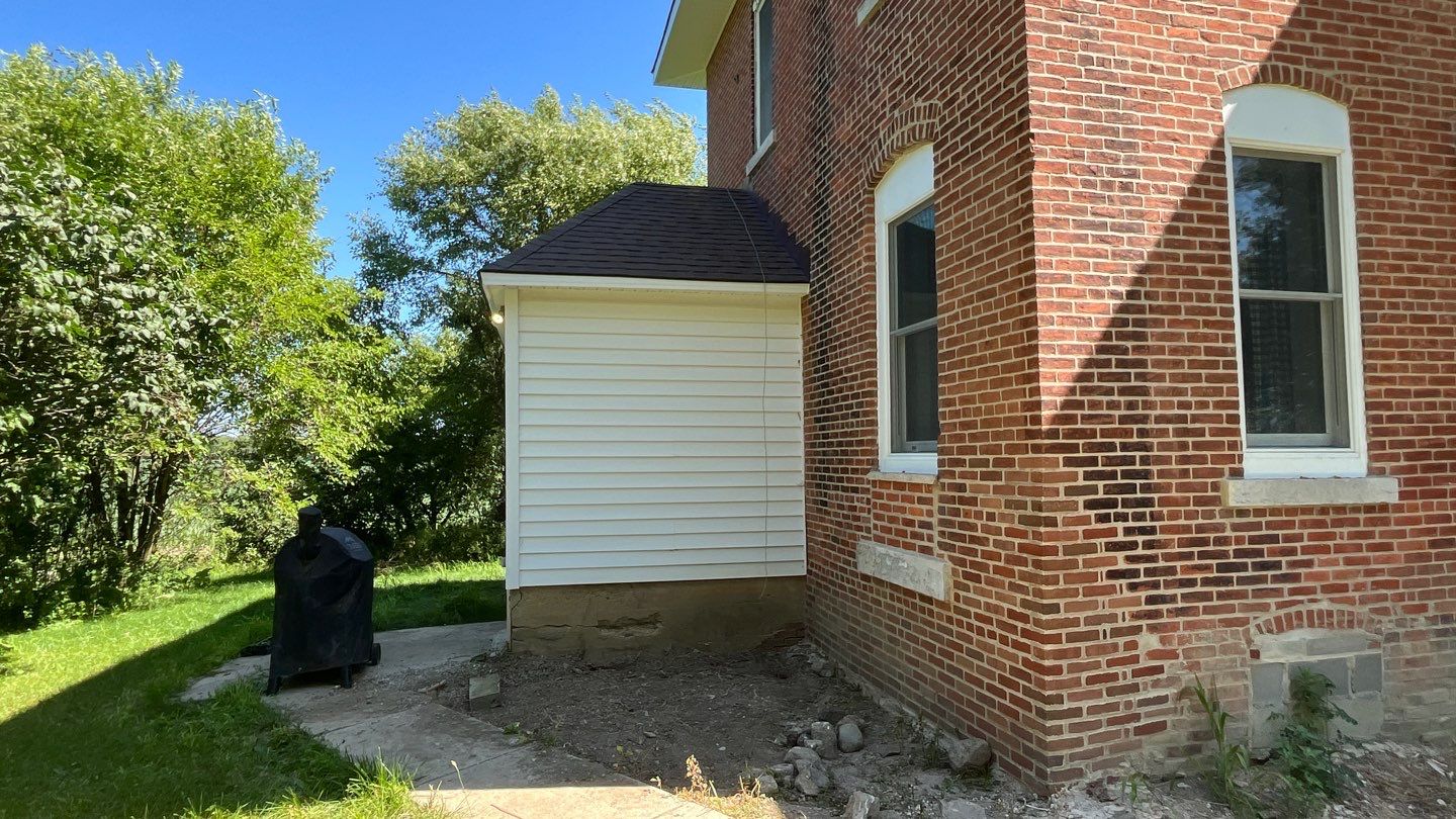 Soffit/fascia/gutter replacement by Nitro Roofing and Construction