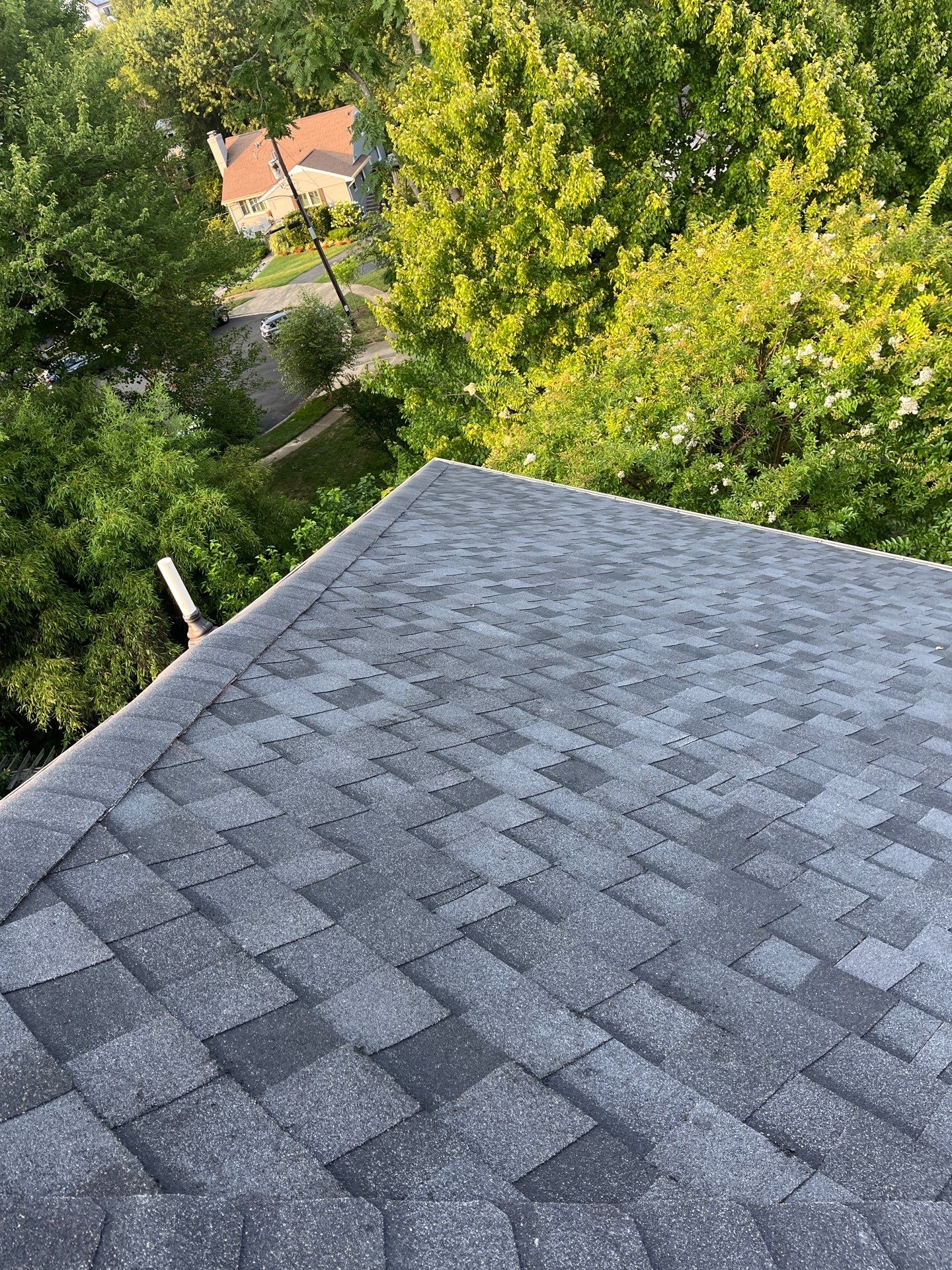 McLean: Residential Roof Installation with Landmark Pro Designer Shingles in Max Def Moire Black by RM Banning, Inc.
