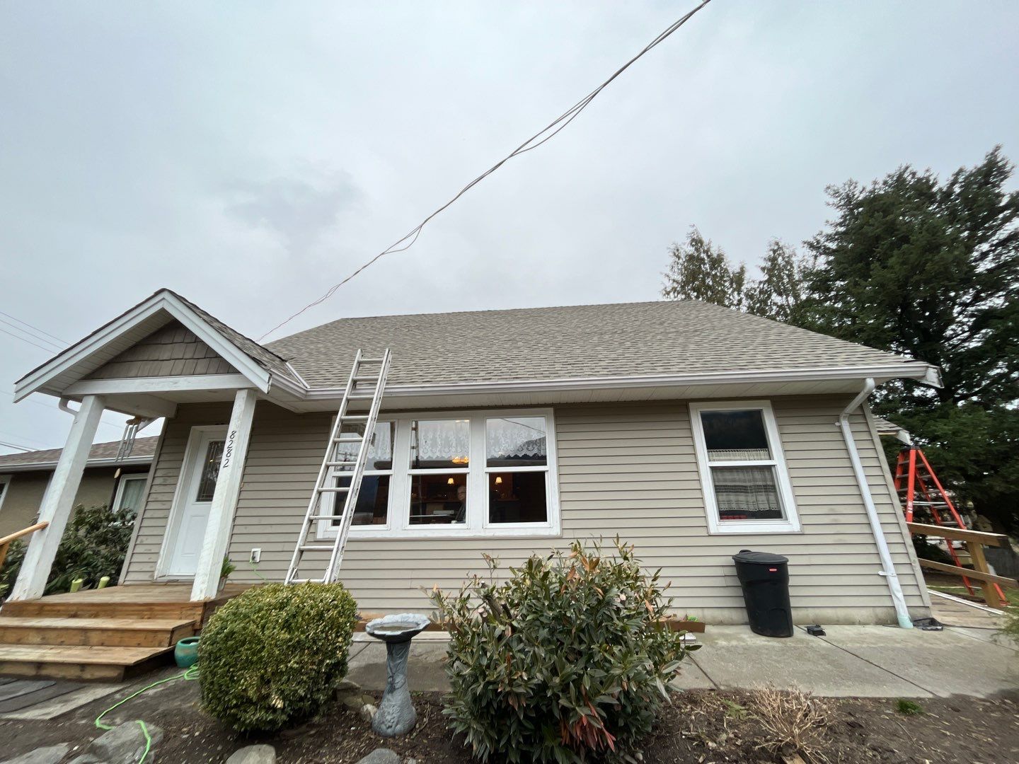 Residential Re-Roof using GAF Weathered Wood HDZ by Top Notch Roofing Inc