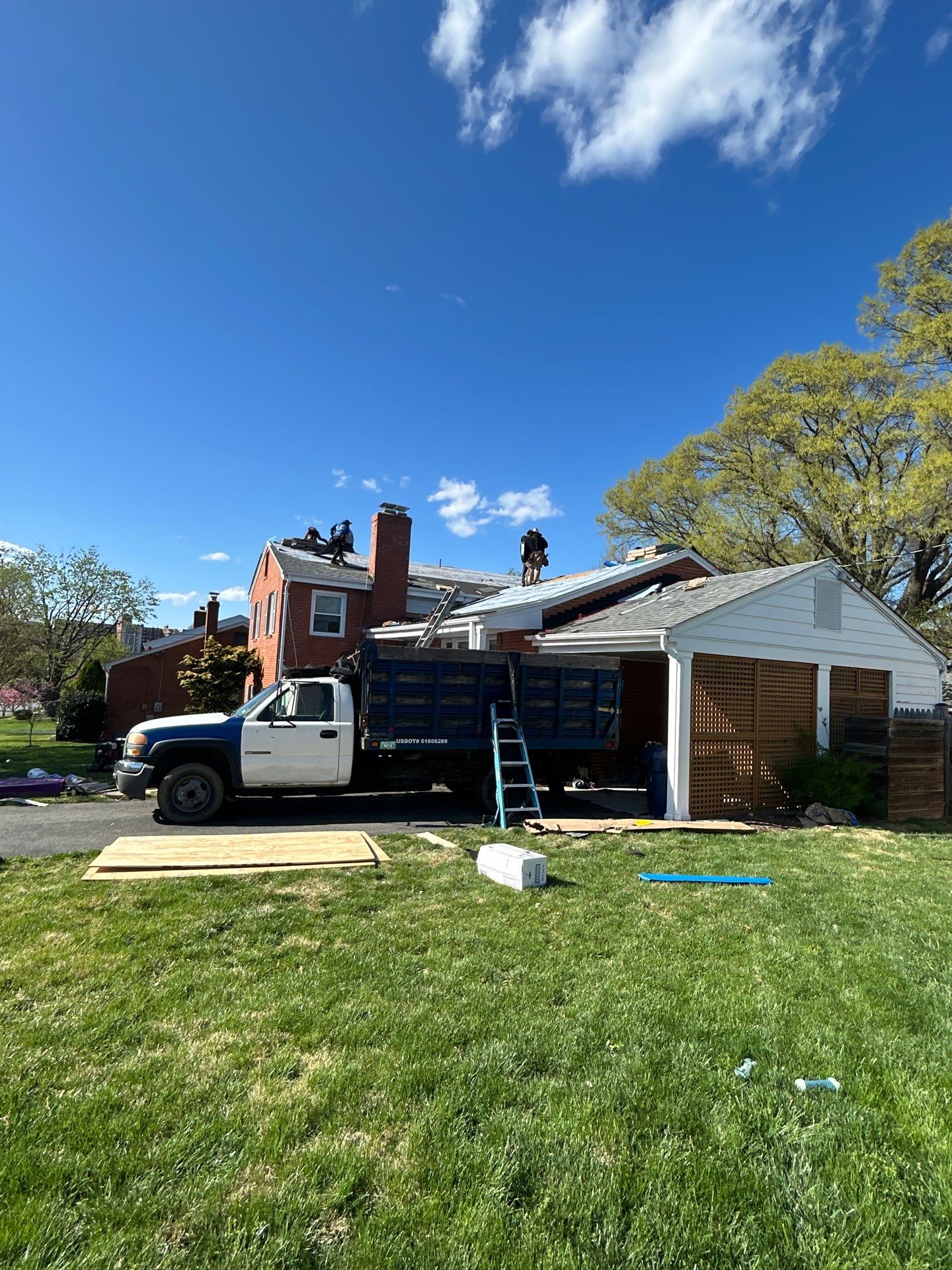 Alexandria: Residential Roof Replacement with CertainTeed Landmark in Georgetown Gray by RM Banning, Inc.