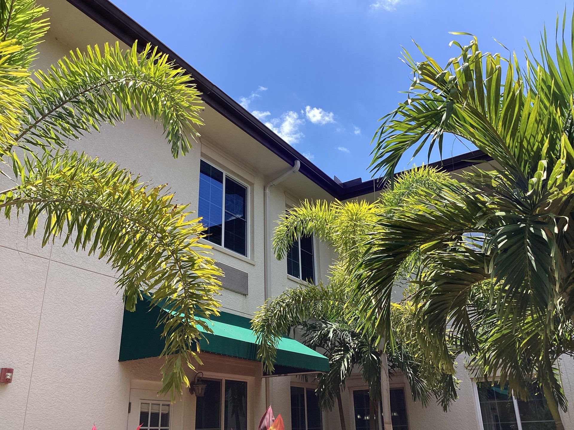Musket Brown Seamless Gutters using Musket Brown Seamless Gutters in Capen Coral FL by Gutter Professors