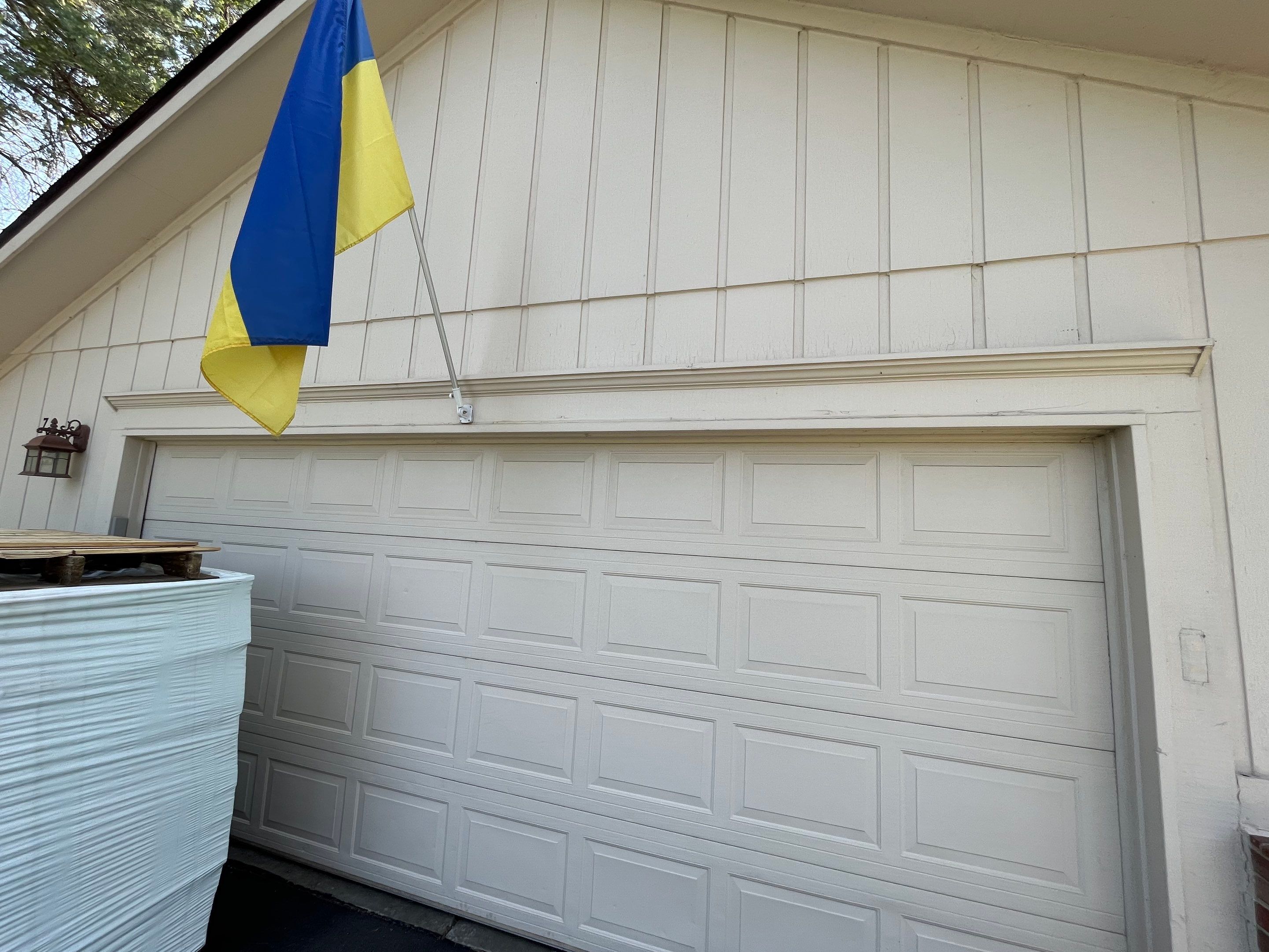Siding Replacement using CertainTeed Restoration Classis D4 by 180 Contractors