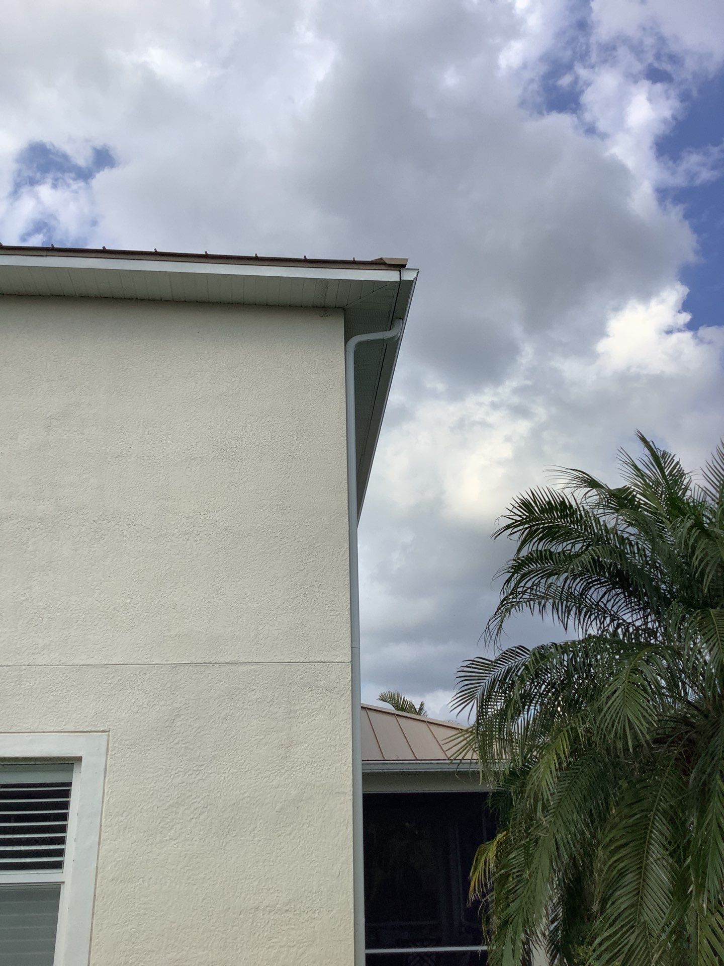 White Vinyl Soffit and Fascia in Cape Coral FL by Gutter Professors