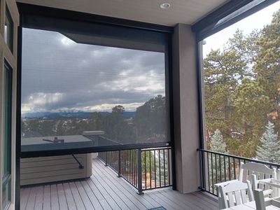 Motorized Screens using Progressive MagnaTrack Screens