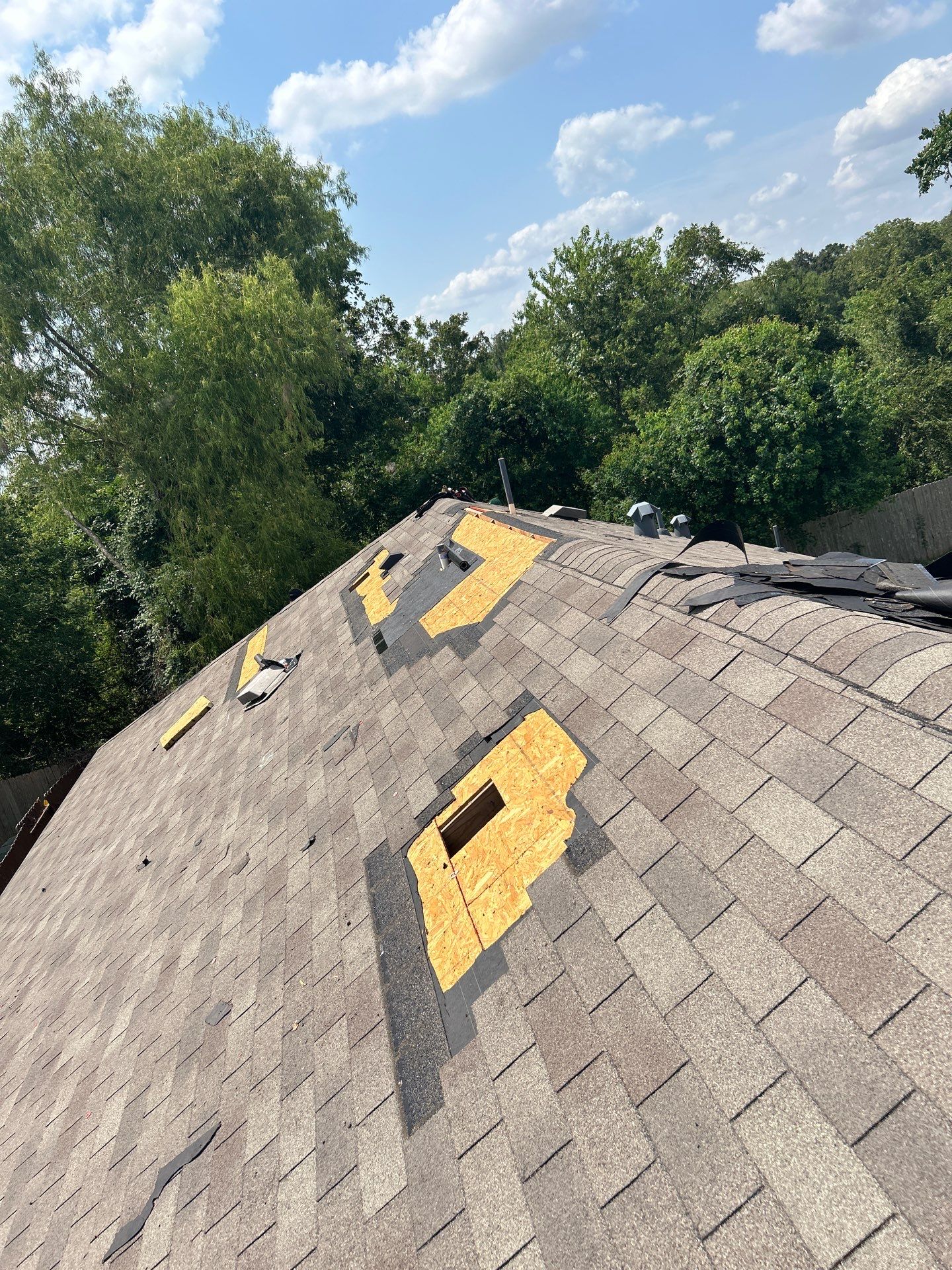 Hail Damage using Owen's Corning Duration (Lifetime) Shingles by Roof Repair Company