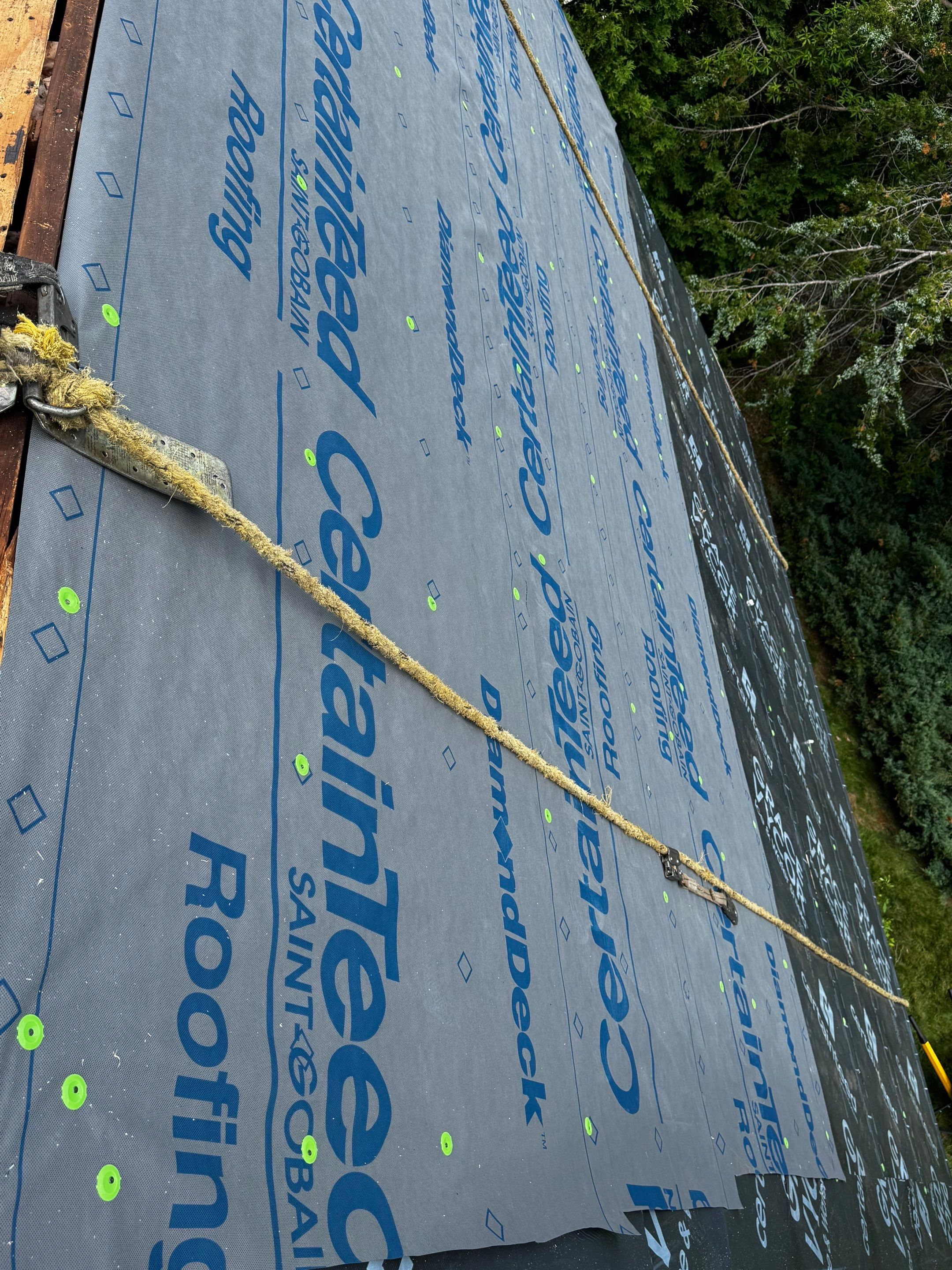 Manchester, CT new roof by DiGiorgi Roofing & Siding INC! by DiGiorgi Roofing and Siding Inc