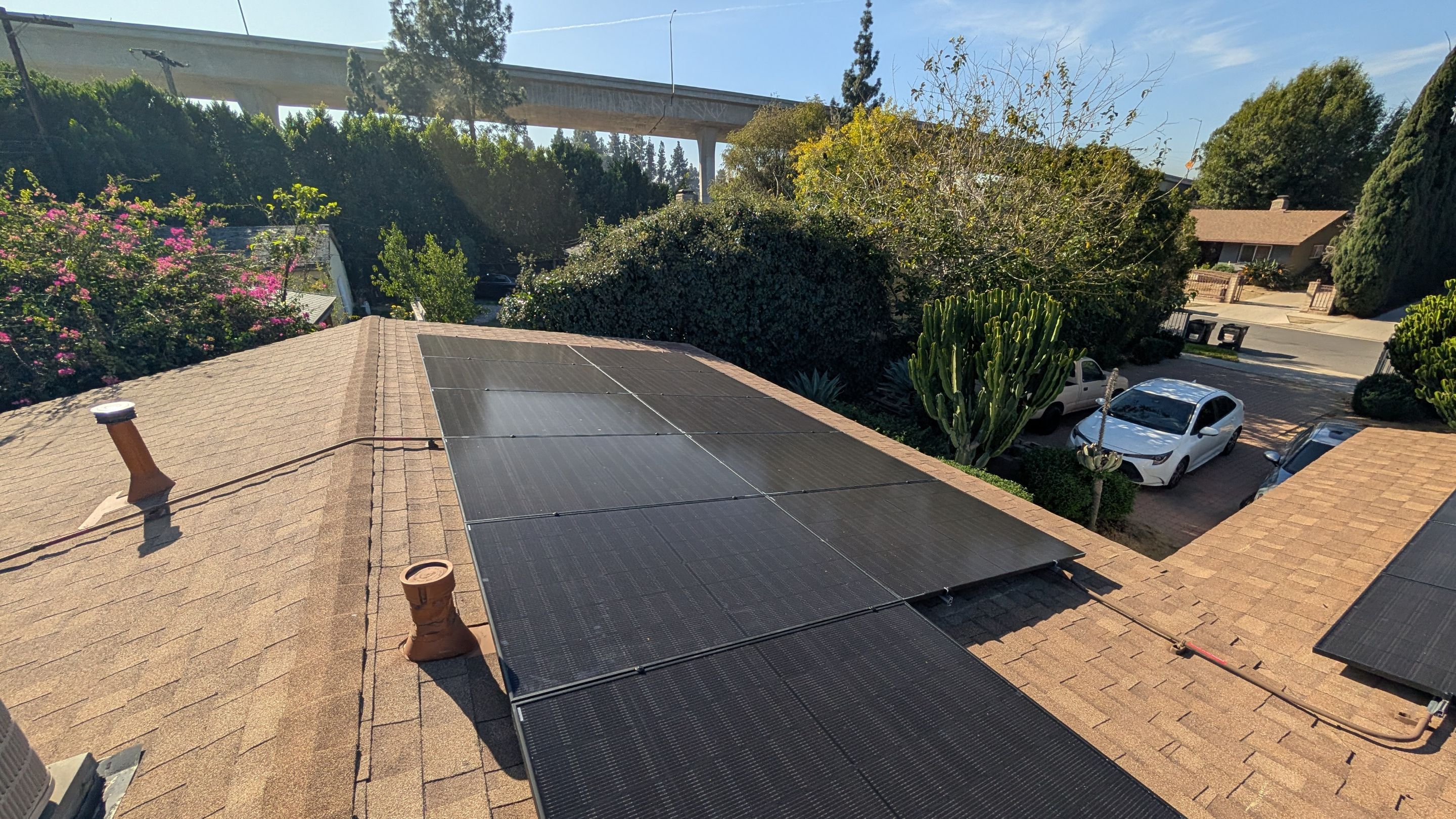 Twenty-Panel Solar Array in Los Angeles by AWS Solar