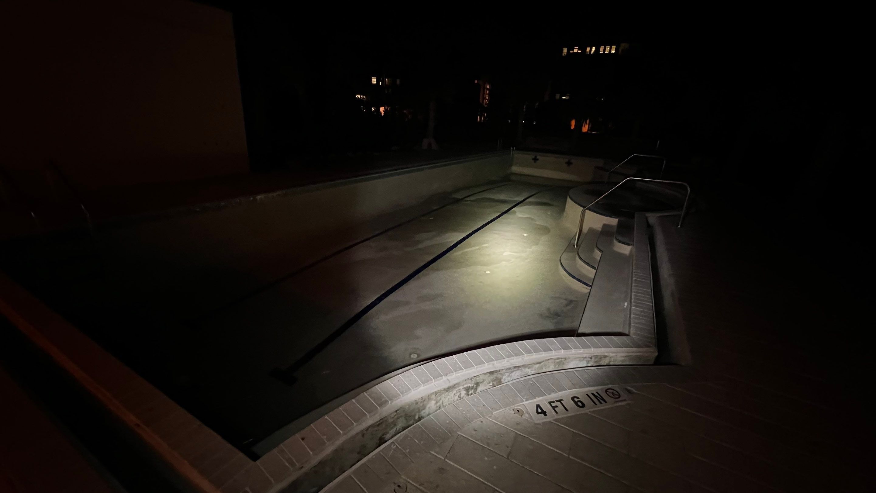 Beachside Community Club Pool Cleanout by APS Power & Water
