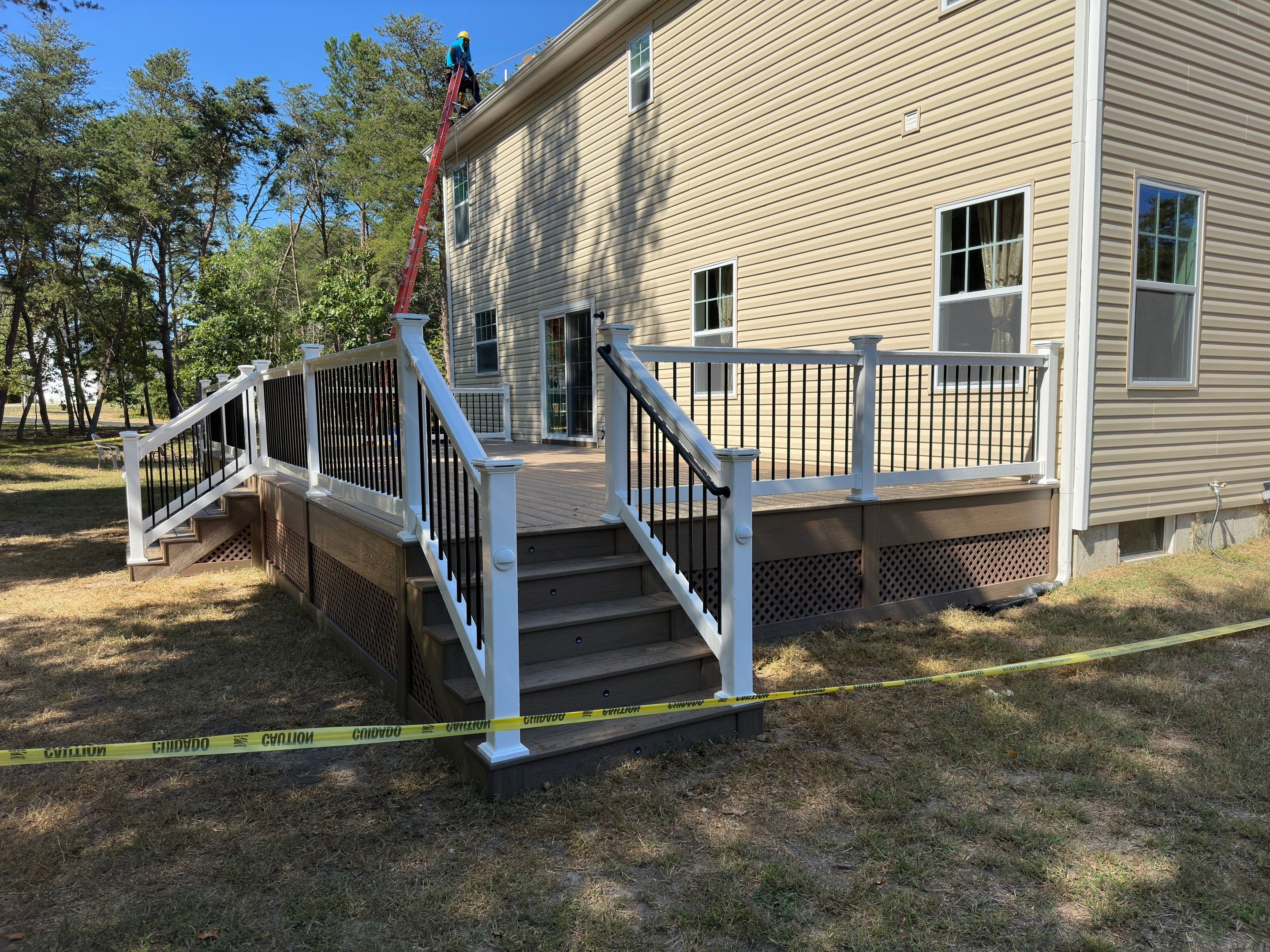 New Deck using Deckorators Venture - Color Sandbar by deck guardian