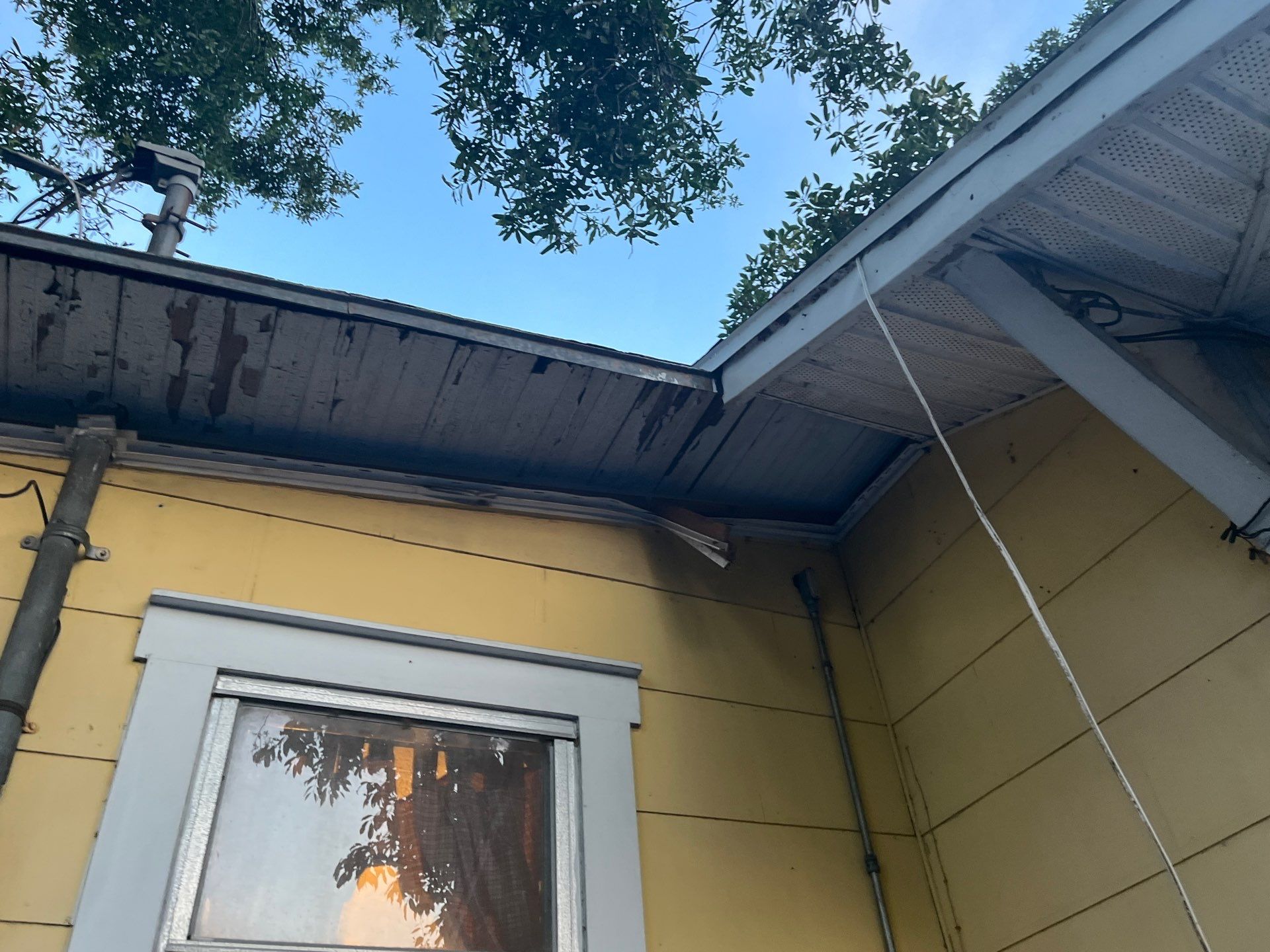 Project in Gulfport 33707 by Mitchell Roofing Company LLC 