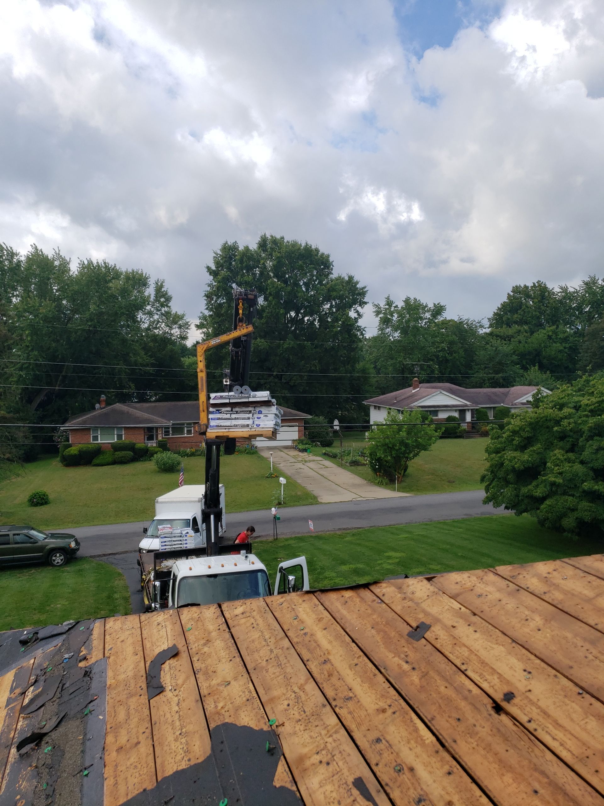 ATLAS PINNACLE COLOR: PRISTINE SCOTCHGARD BLACK DRIP EDGE: WHITE by Eagle Eye Roofing