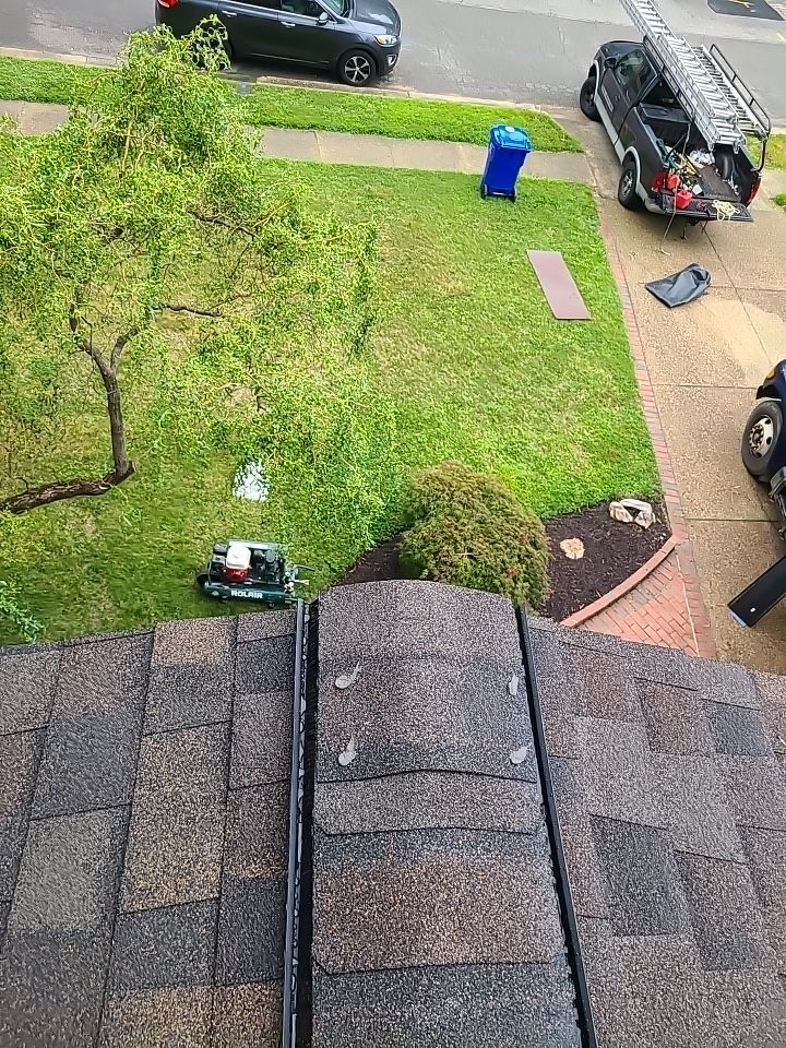 Alexandria: CertainTeed Landmark Pro Architectural Shingles in Max Def Shenandoah by RM Banning, Inc.