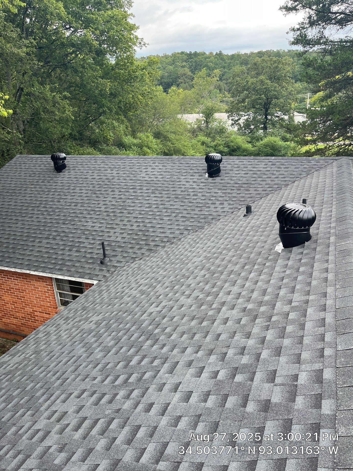 GAF Timberline HDZ Roof Replacement on Brick Home in Hot Springs by Temple Roofing and Exteriors