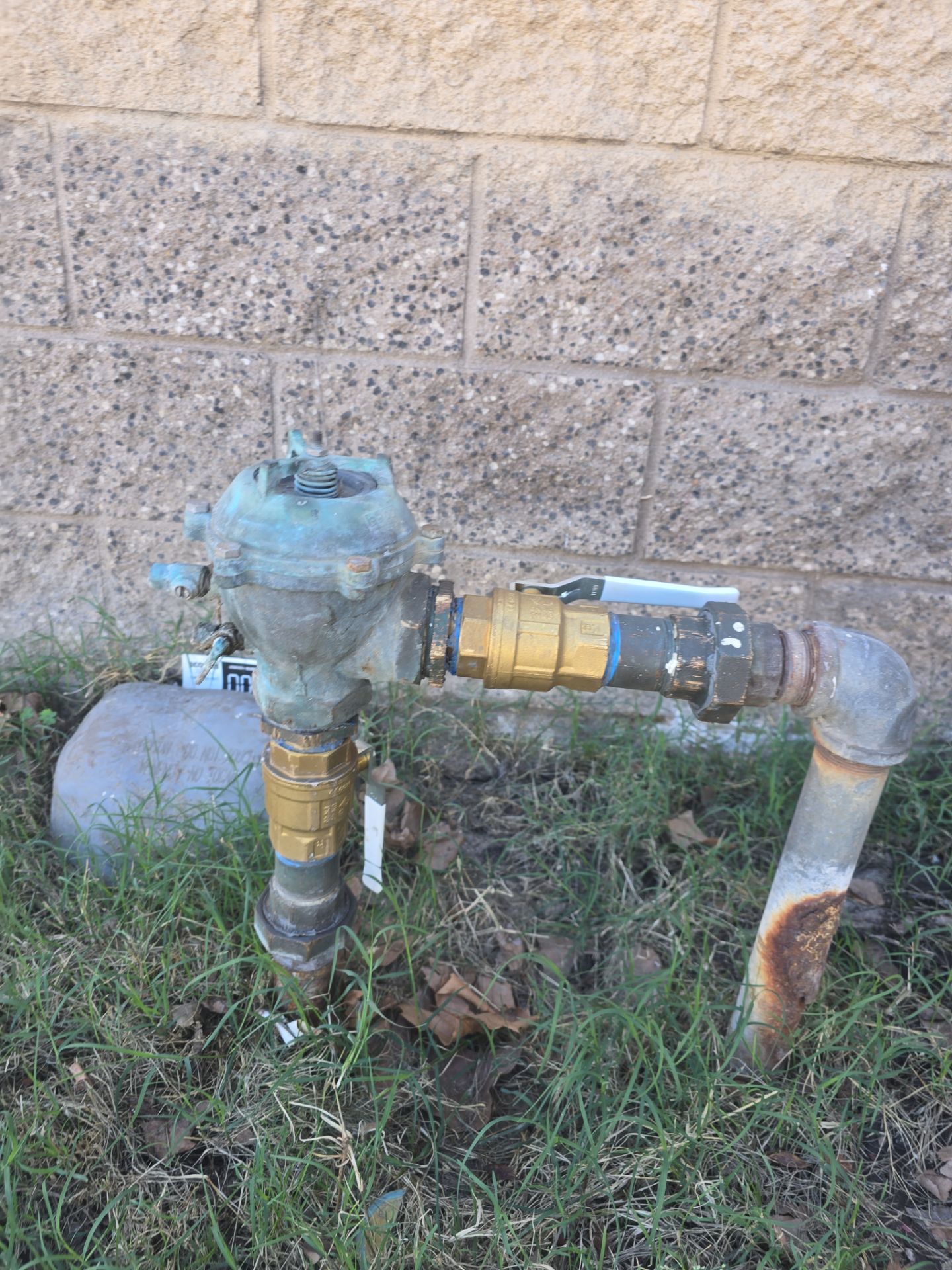 Outdoor Leaking Water Valve Repair by Us Plumbing