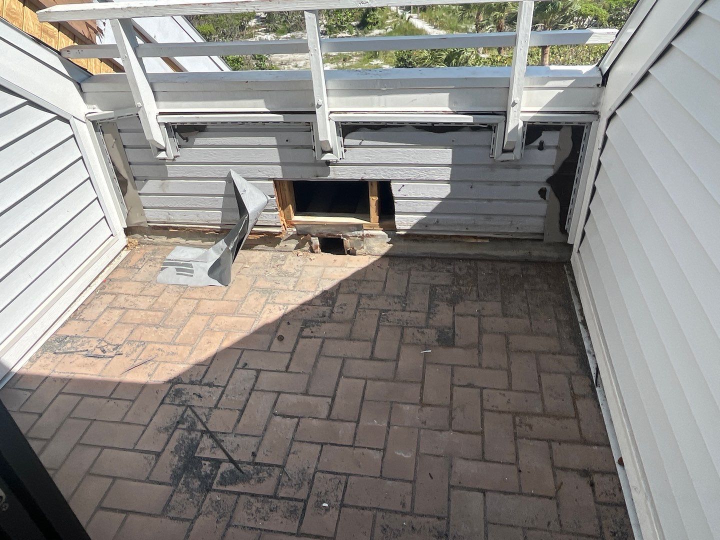 Gutter Maintenance for Vacation Homes in Sanibel FL by Gutter Professors