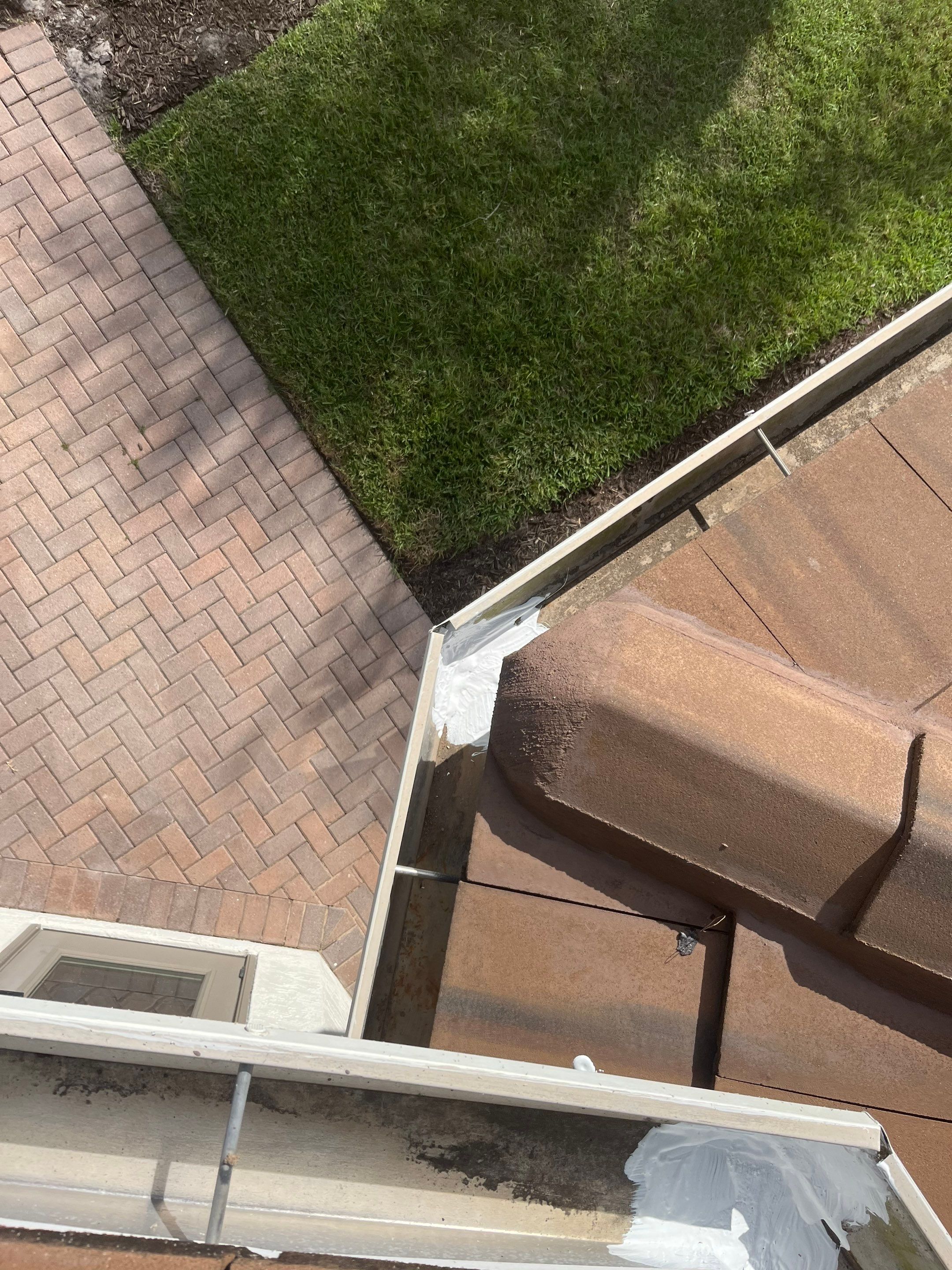 Gutter Cleaning and Maintenance in Sarasota FL by Gutter Professor by Gutter Professors